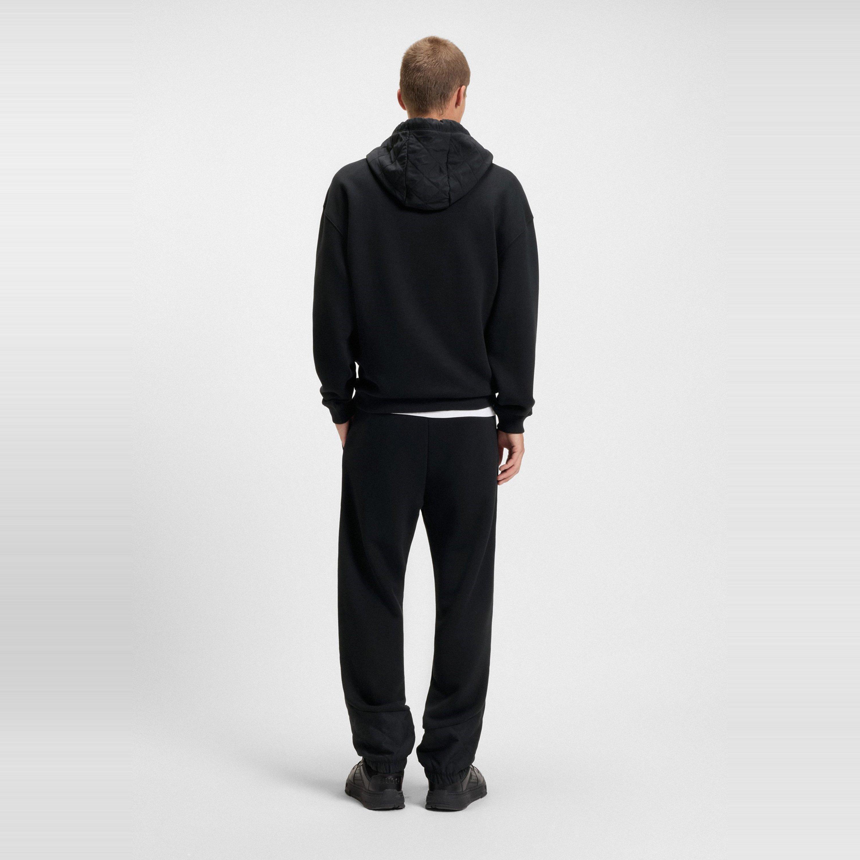 Black 001 - Hugo - Hugo Dilvano 10274836 01 - 3