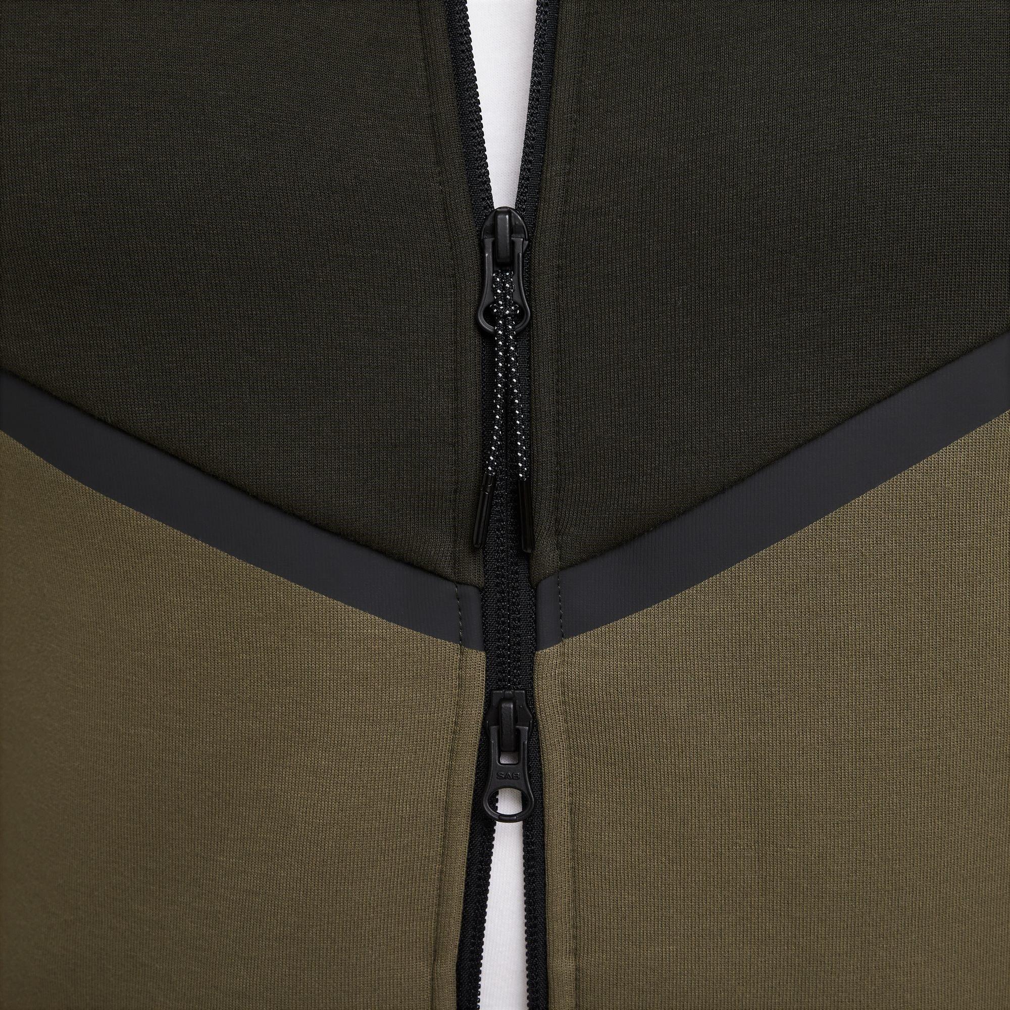 Olijf/Zwart - Nike - Tech Fleece Hoodie Mens - 8