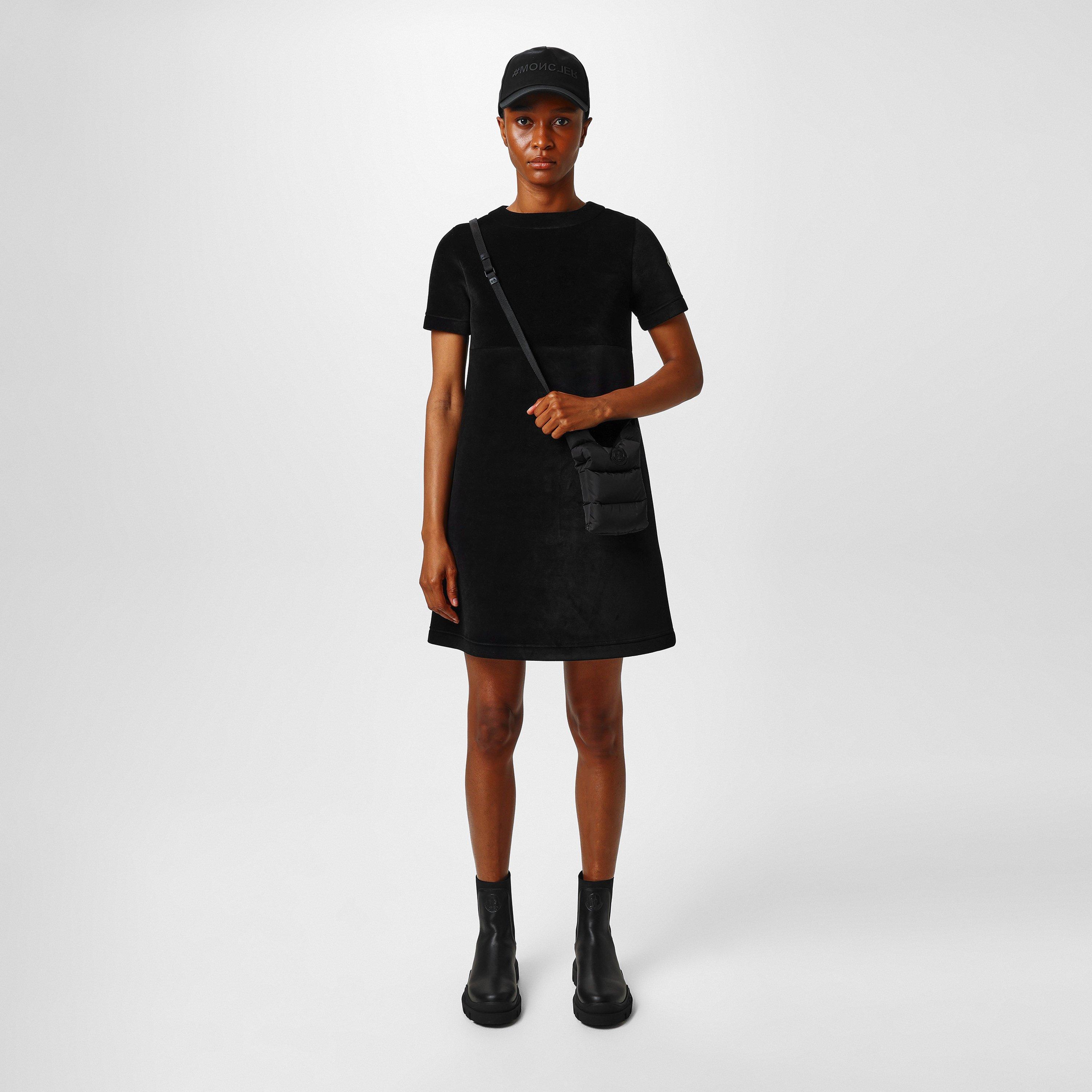 【送料&関税込】Moncler Mini Black Dress 送料&関税込】Moncler Mini Black Dress Moncler Sleeveless
