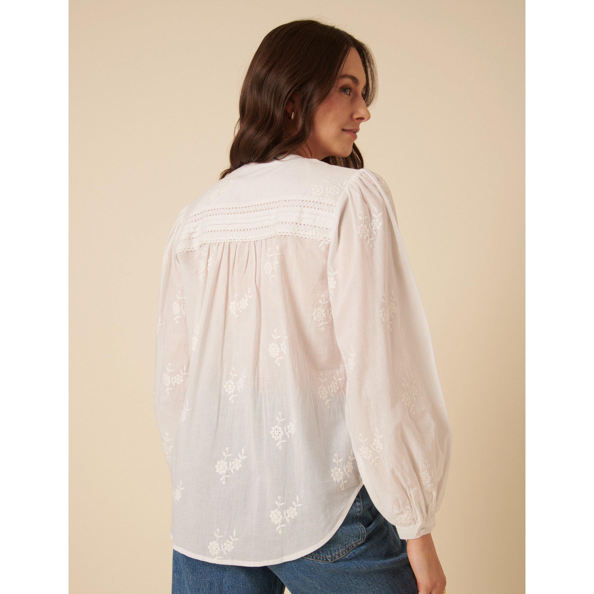 White - Nobodys Child - Women's Floral Embroidered Broderie Anglaise Long-Sleeve Blouse - 4