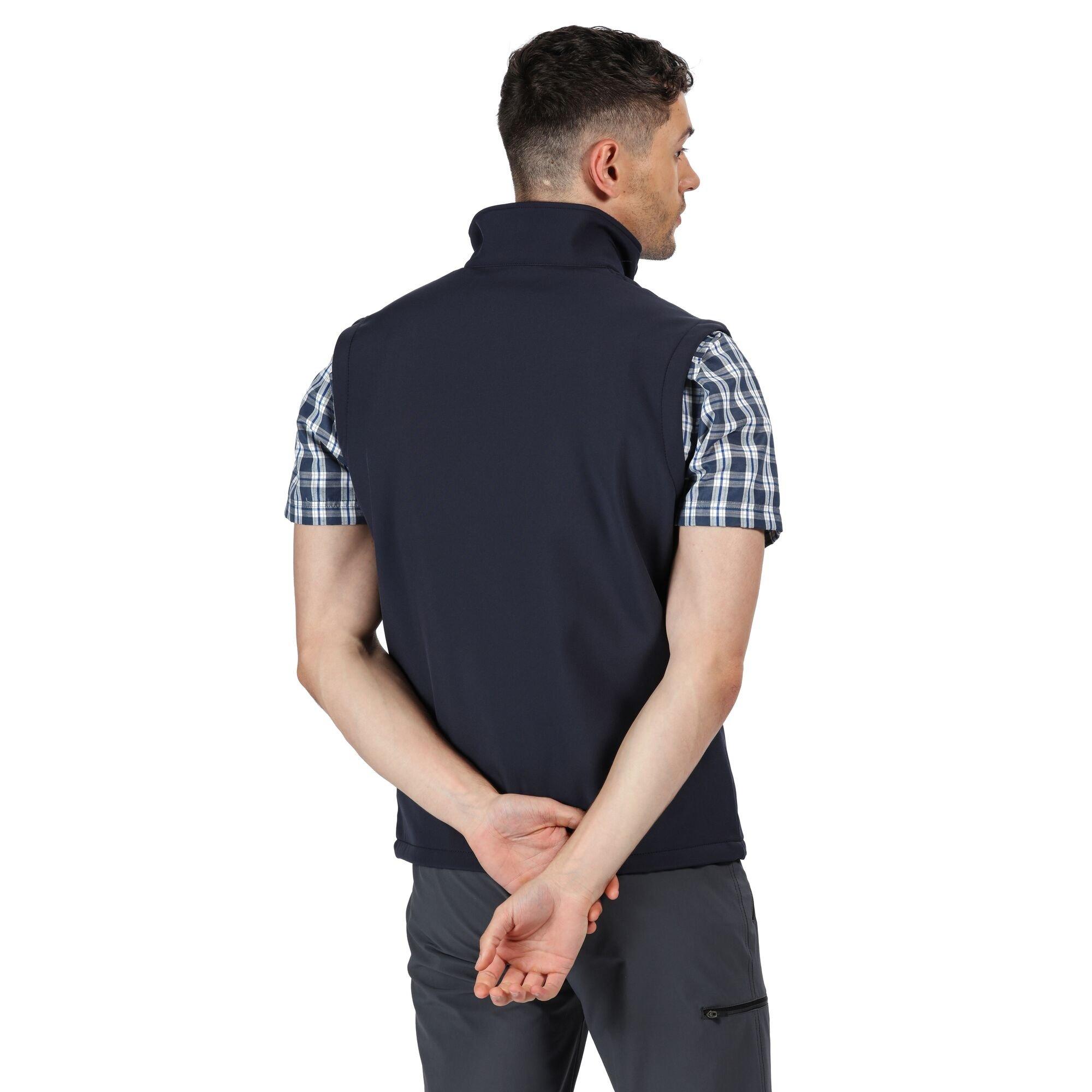 Navy - Regatta - Men's Bradwell III Water and Wind Resistant Softshell Gilet - 9