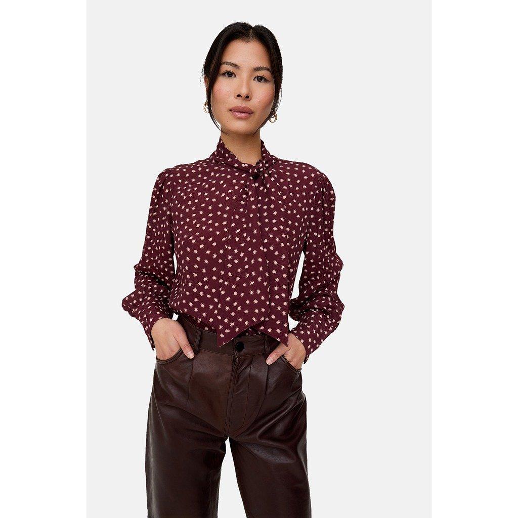 Lily And Lionel Women's Lily Pussybow Star Print Blouse In Burgundy - Red - 10 (S)