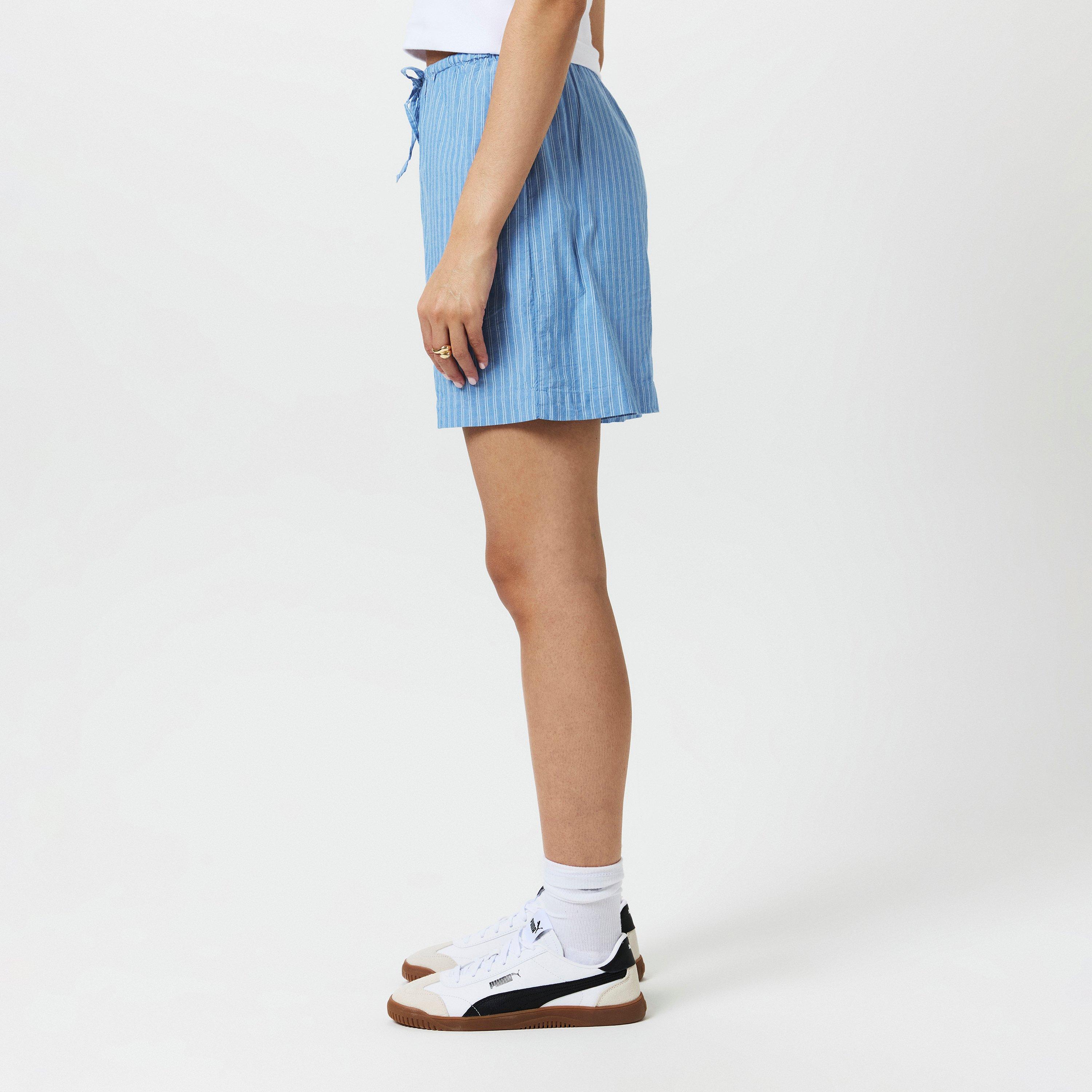 Provence - Vero Moda - Women's Gili Woven Tracksuit Shorts - 2