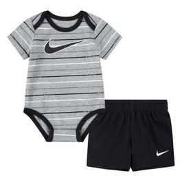 Nike Stripe Shrt Set Bb99