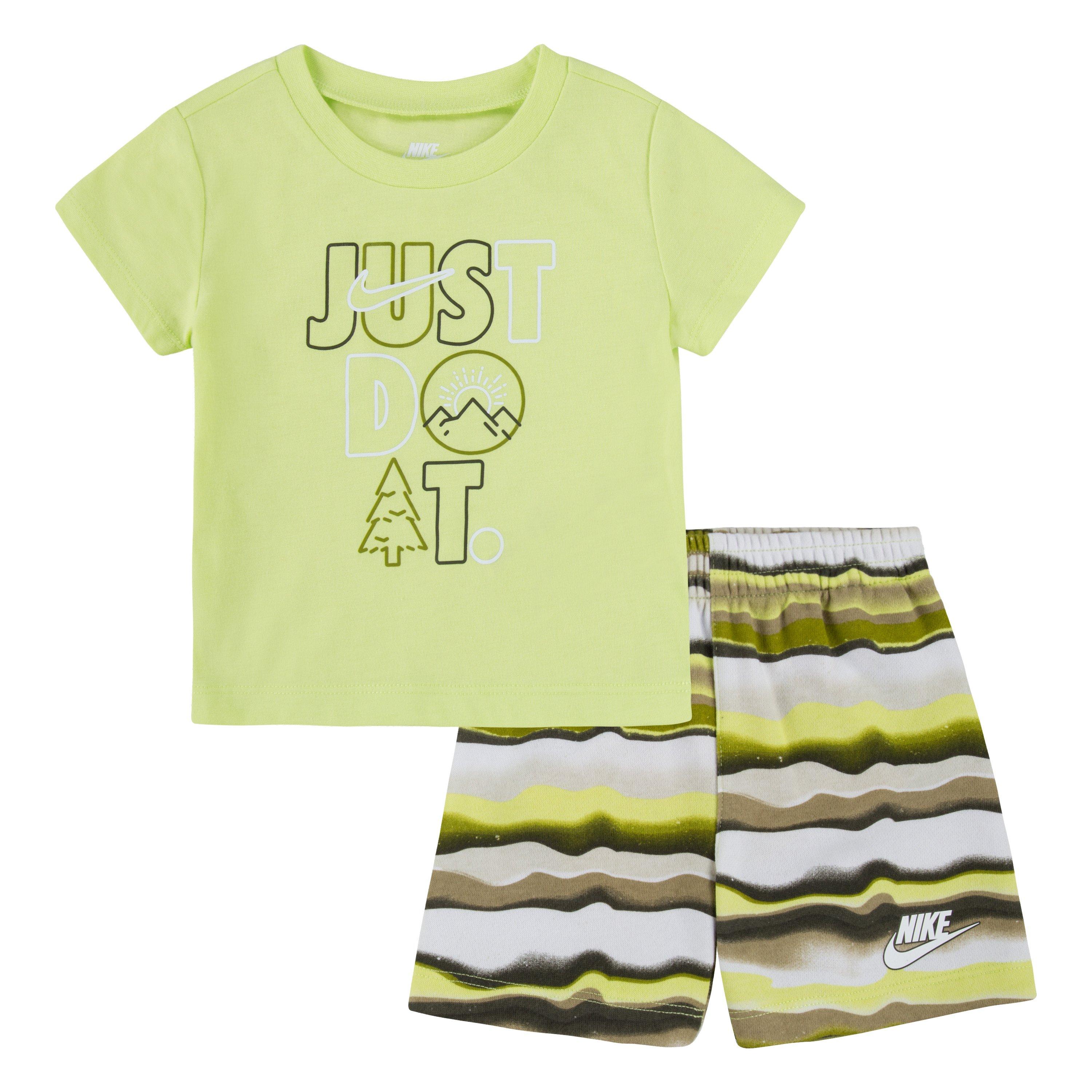 infant nike shorts and t shirt