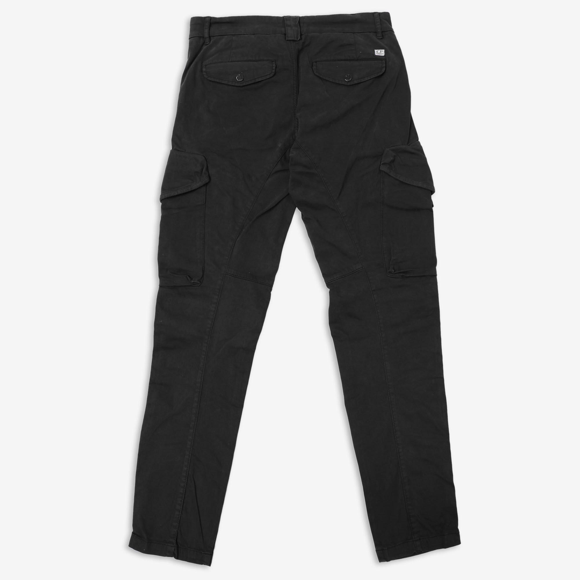 CP Company | Stretch Sateen Ergonomic Mens Cargo Pants | Cargo Trousers ...