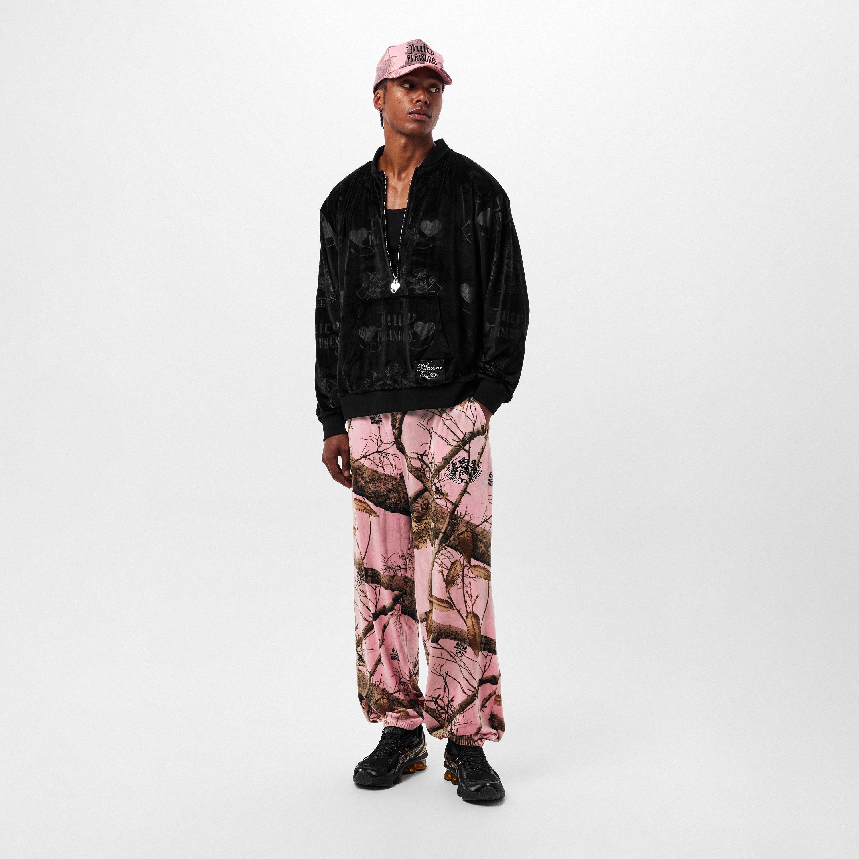 Pleasures X Juicy Couture Crest Velour Quarter Zip | Flannels