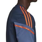 Pure Cotton V-Neck Crop T-Shirt - adidas - Manchester United Condivo 22 Training T-Shirt 2022/2023 - 6