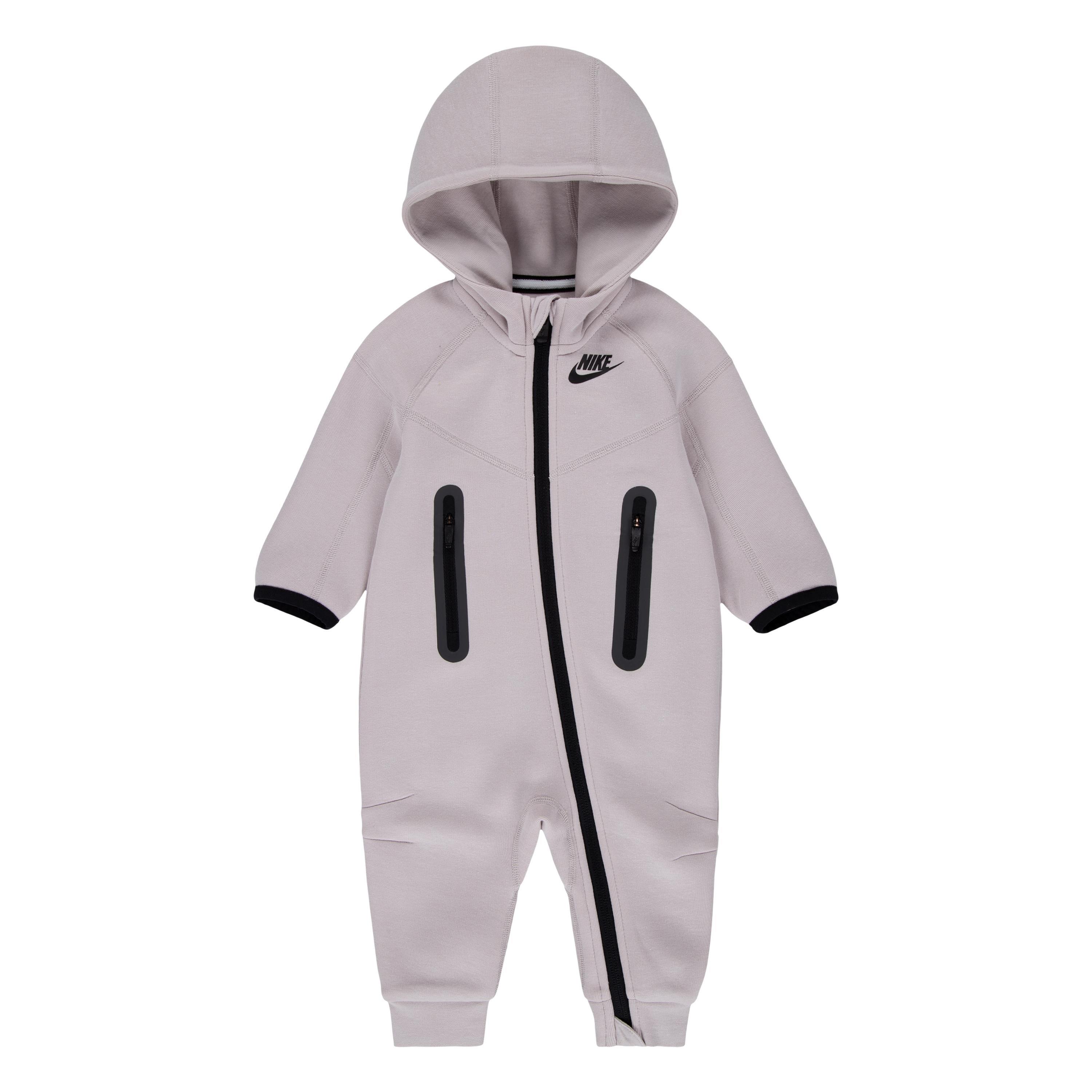 Platinviolett - Nike - Tech Flc Hooded Bb99 - 1