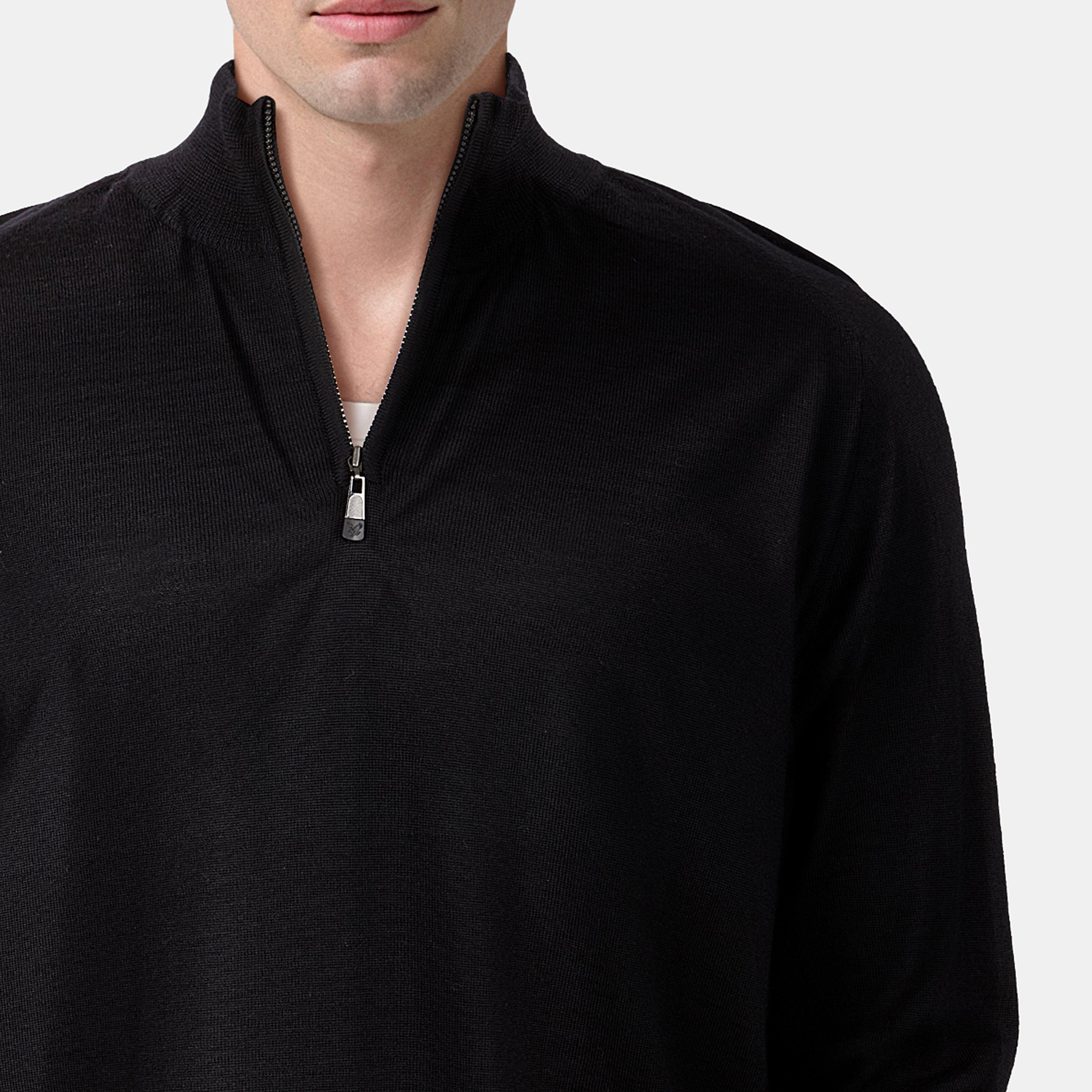 Tiefschwarz - Lyle and Scott - Men's Quarter-Zip Fleece - 5