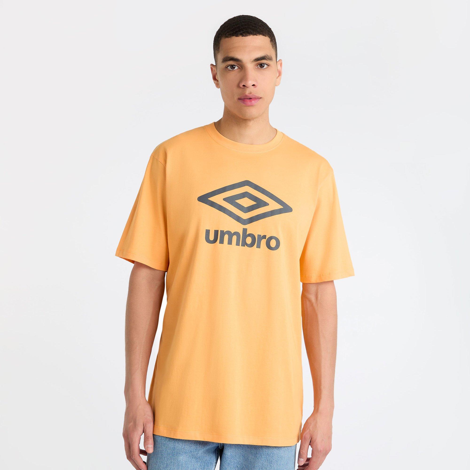 Umbro Core Logo Tee Sn99 Regulare Passform T Shirts Sports Direct