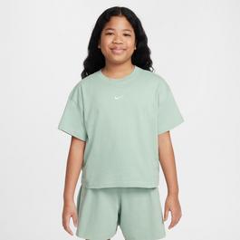 Nike Sportswear Big Kids' (Girls') T-Shirt