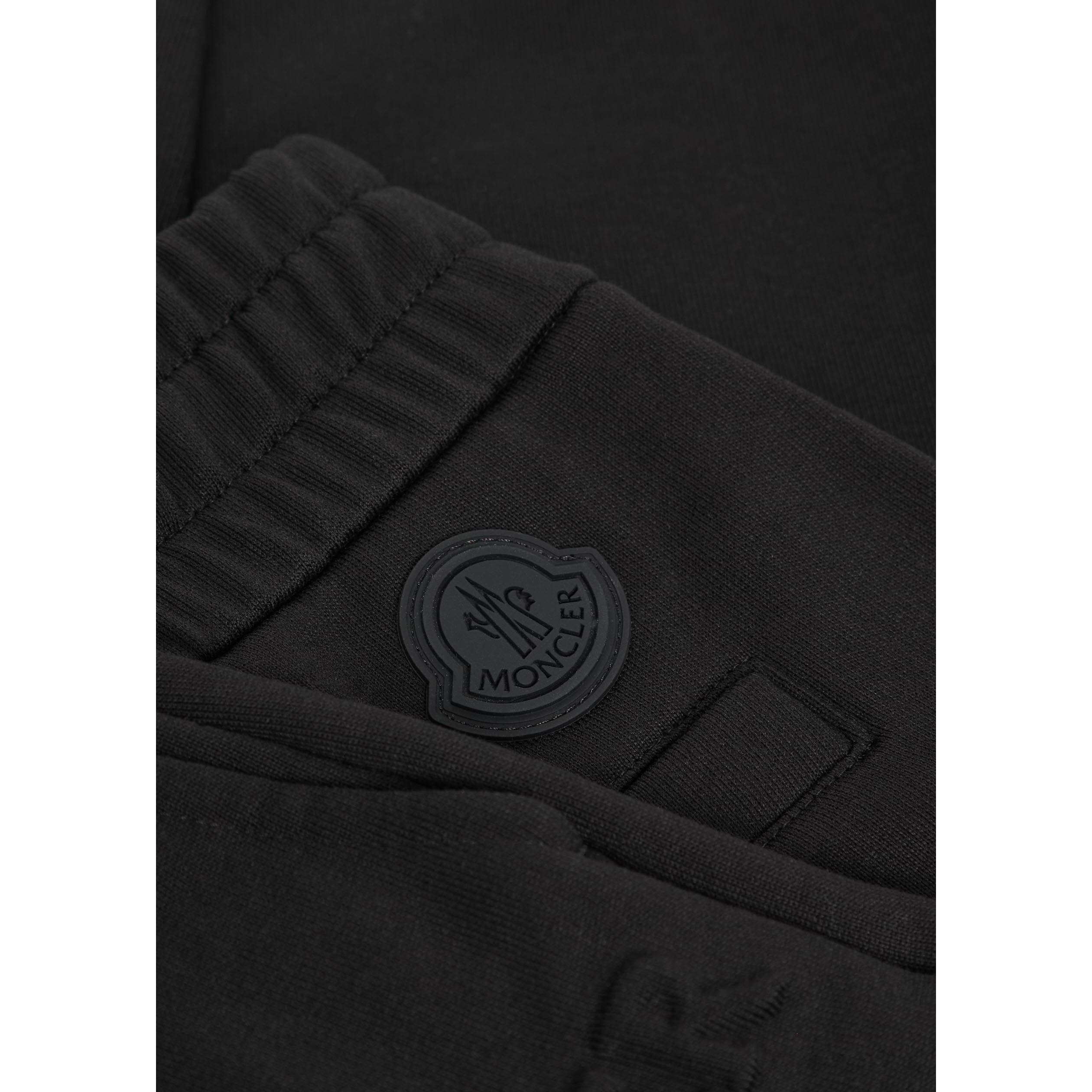 BLACK - Moncler - Men's Mon Cargo Cotton Slim-Fit Joggers - 4