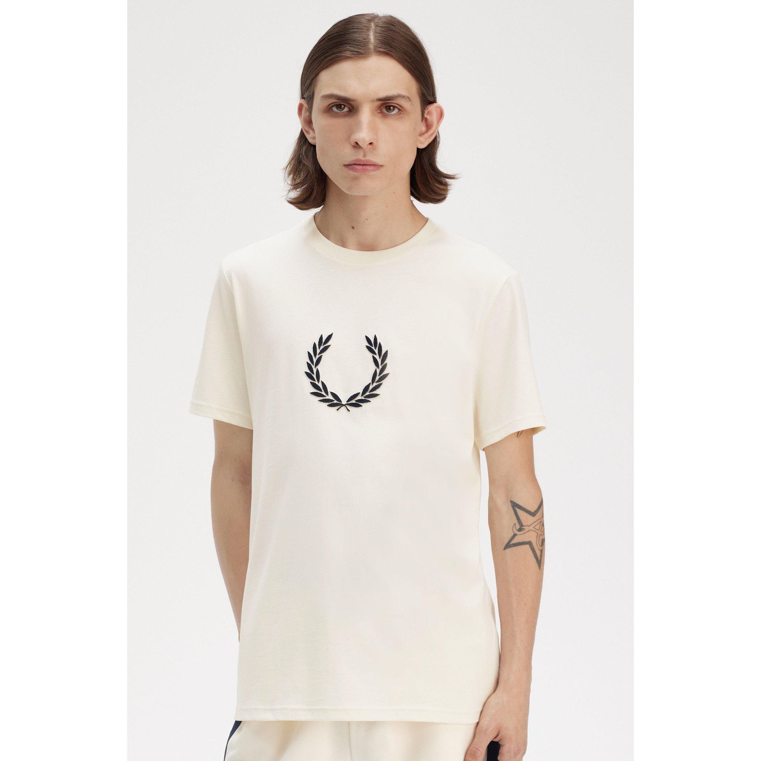 Ecru 560 - Fred Perry - Men's Textured Laurel Wreath Regular Fit T-Shirt - 3