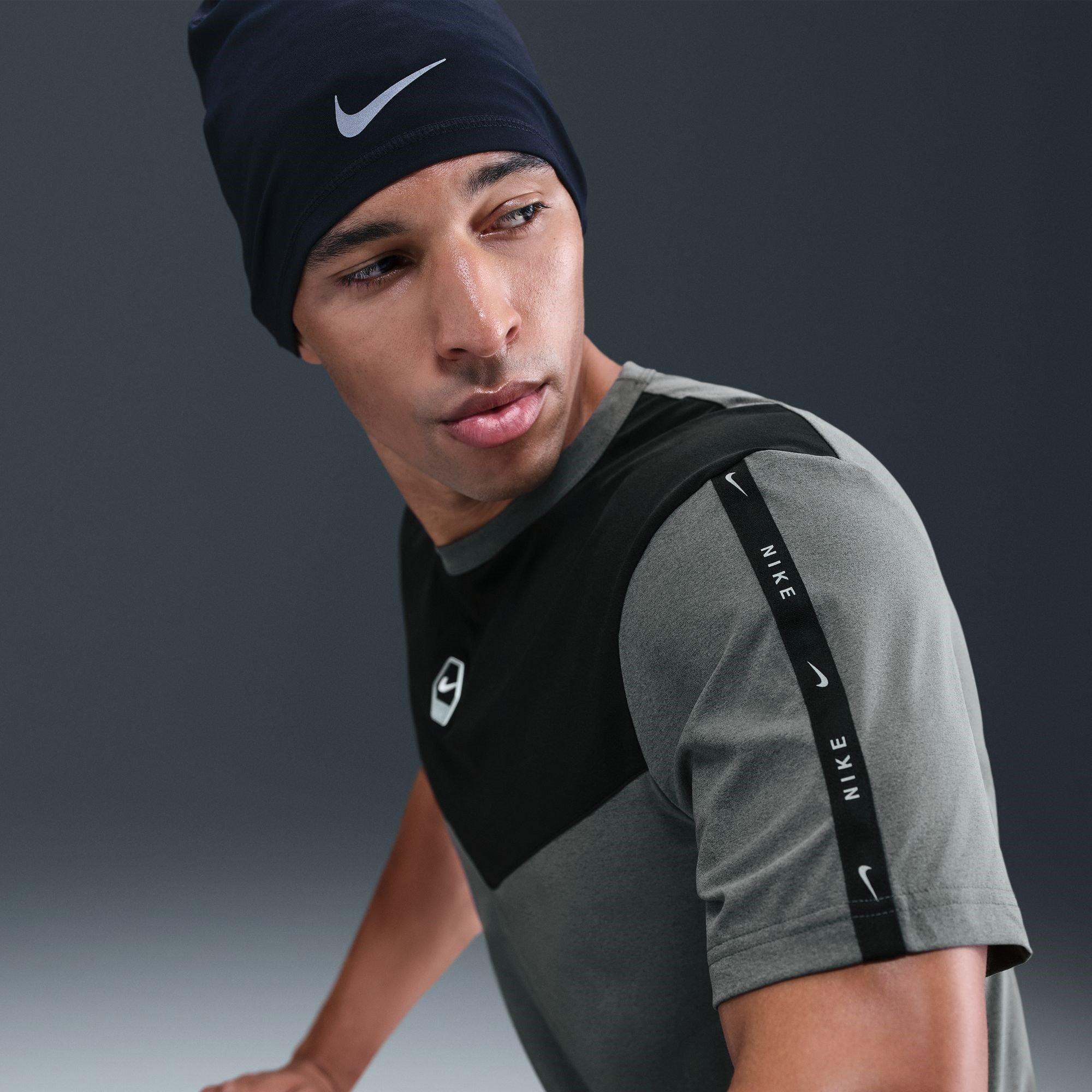 Grau/Schwarz - Nike - Nike City Df Tee Sn61 - 10