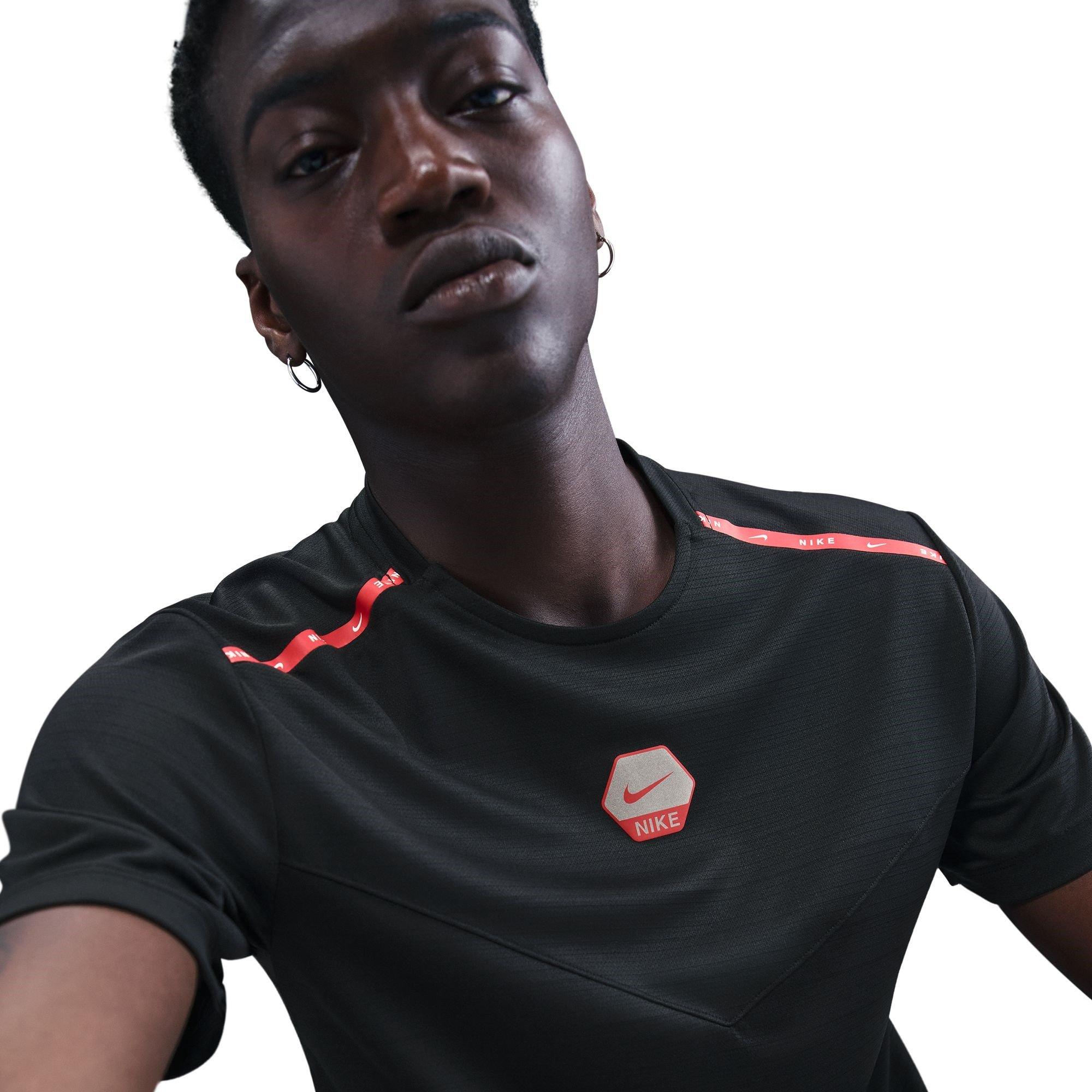 Black/Red - Nike - City Run Tee Sn61 - 5