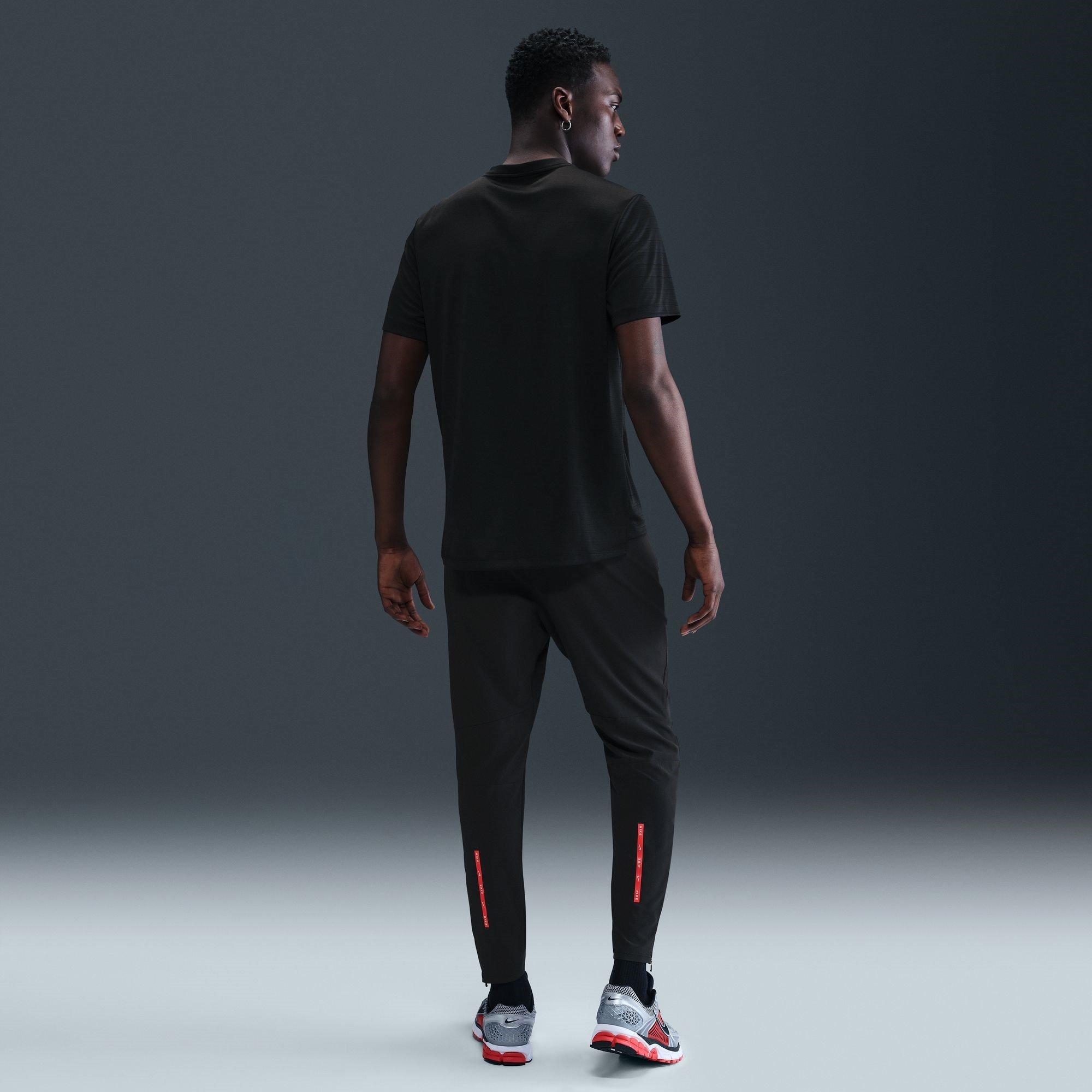 Black/Red - Nike - City Run Tee Sn61 - 8