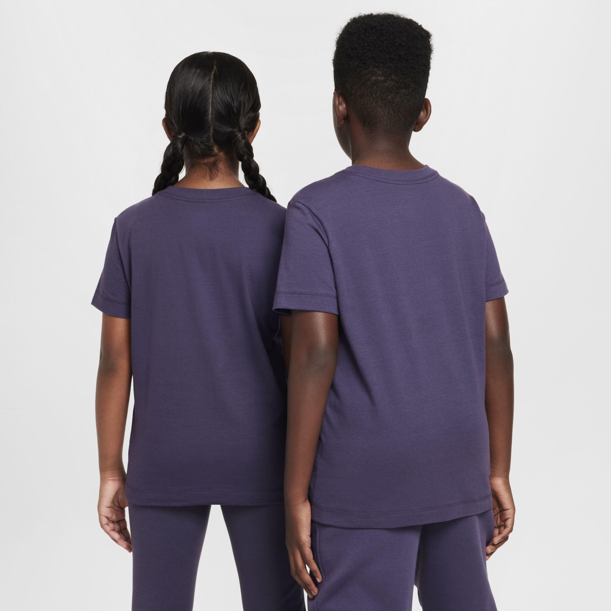 Dark Raisin - Nike - Sportswear Graphic Juniors T Shirt - 2