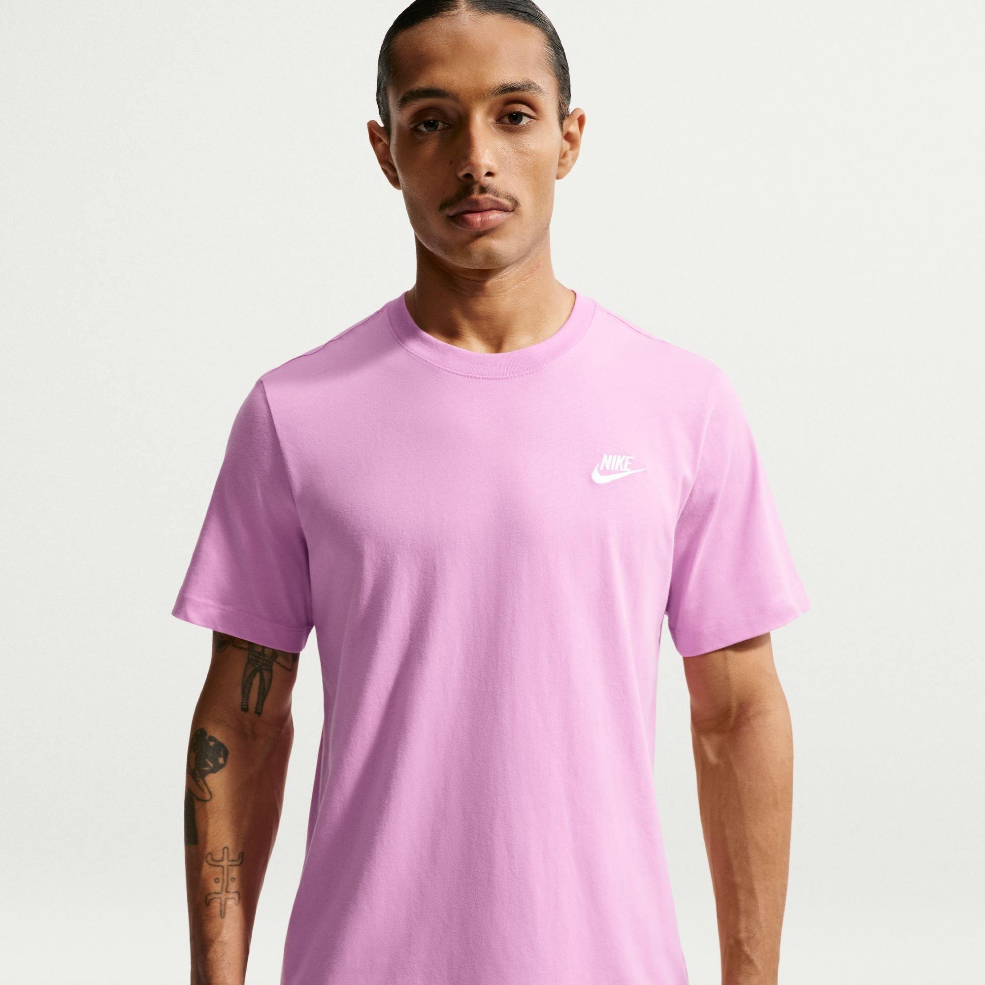 Nike Men's Sportswear Club T-Shirt - Magenta Sl - XL