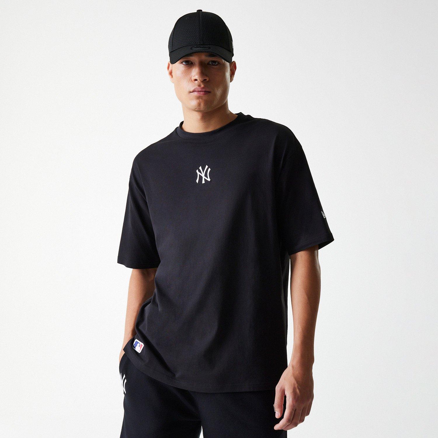 NY Black - New Era - Men's MLB Essential Oversized T-Shirt - 3