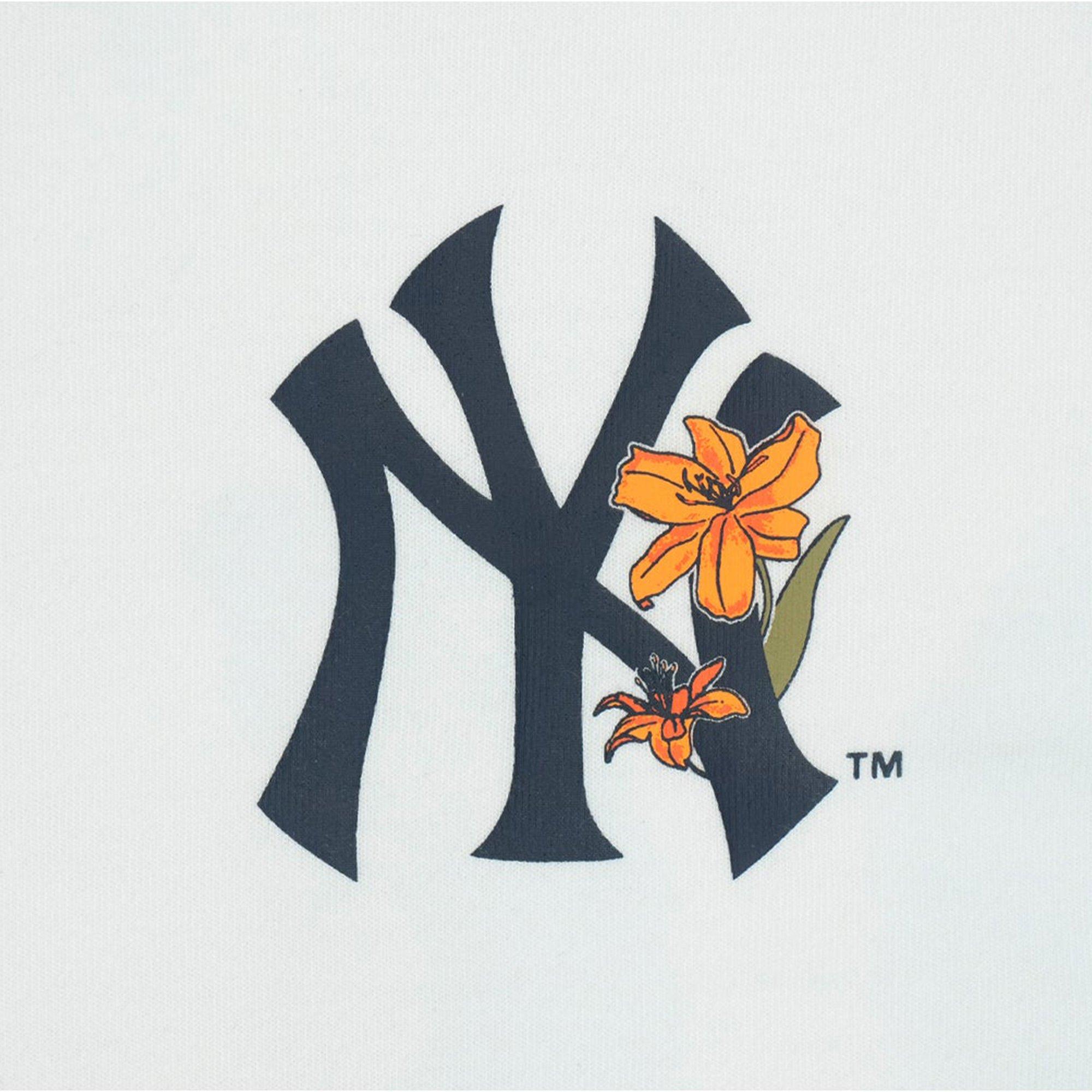 White - New Era - Men's New York Yankees Floral Cotton Short-Sleeve T-Shirt - 4