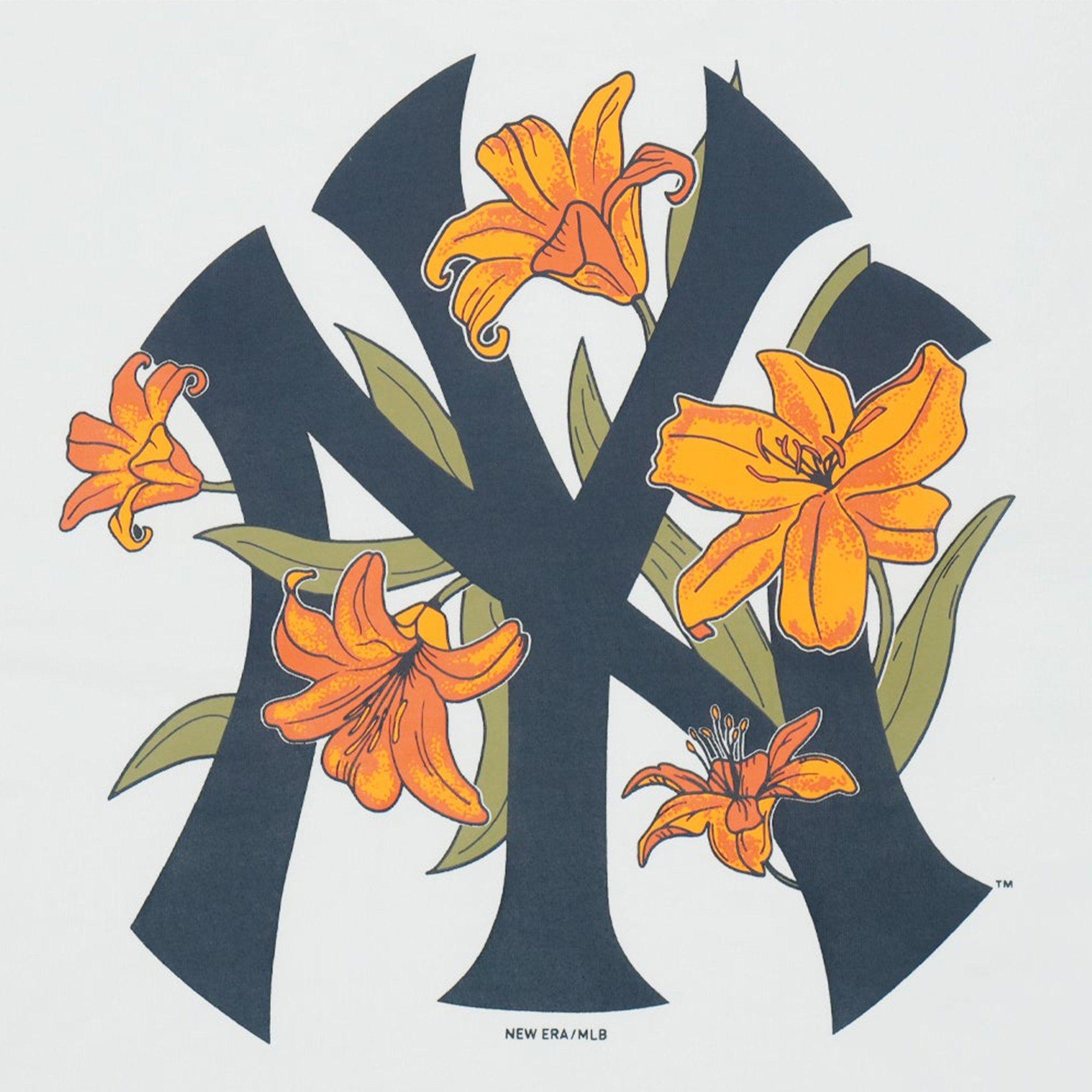 White - New Era - Men's New York Yankees Floral Cotton Short-Sleeve T-Shirt - 5