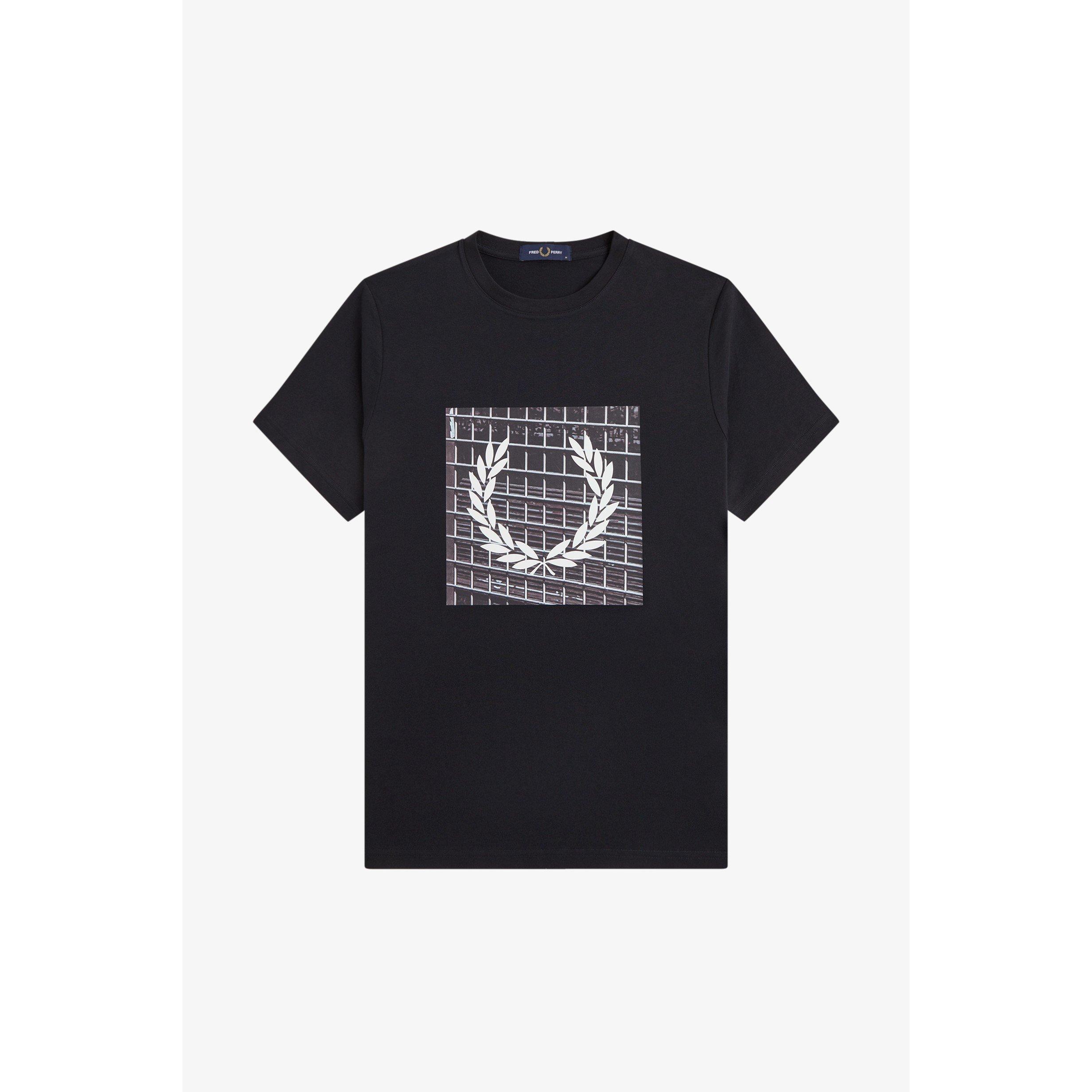 Black 102 - Fred Perry - Fred Graph T Sn64 - 1