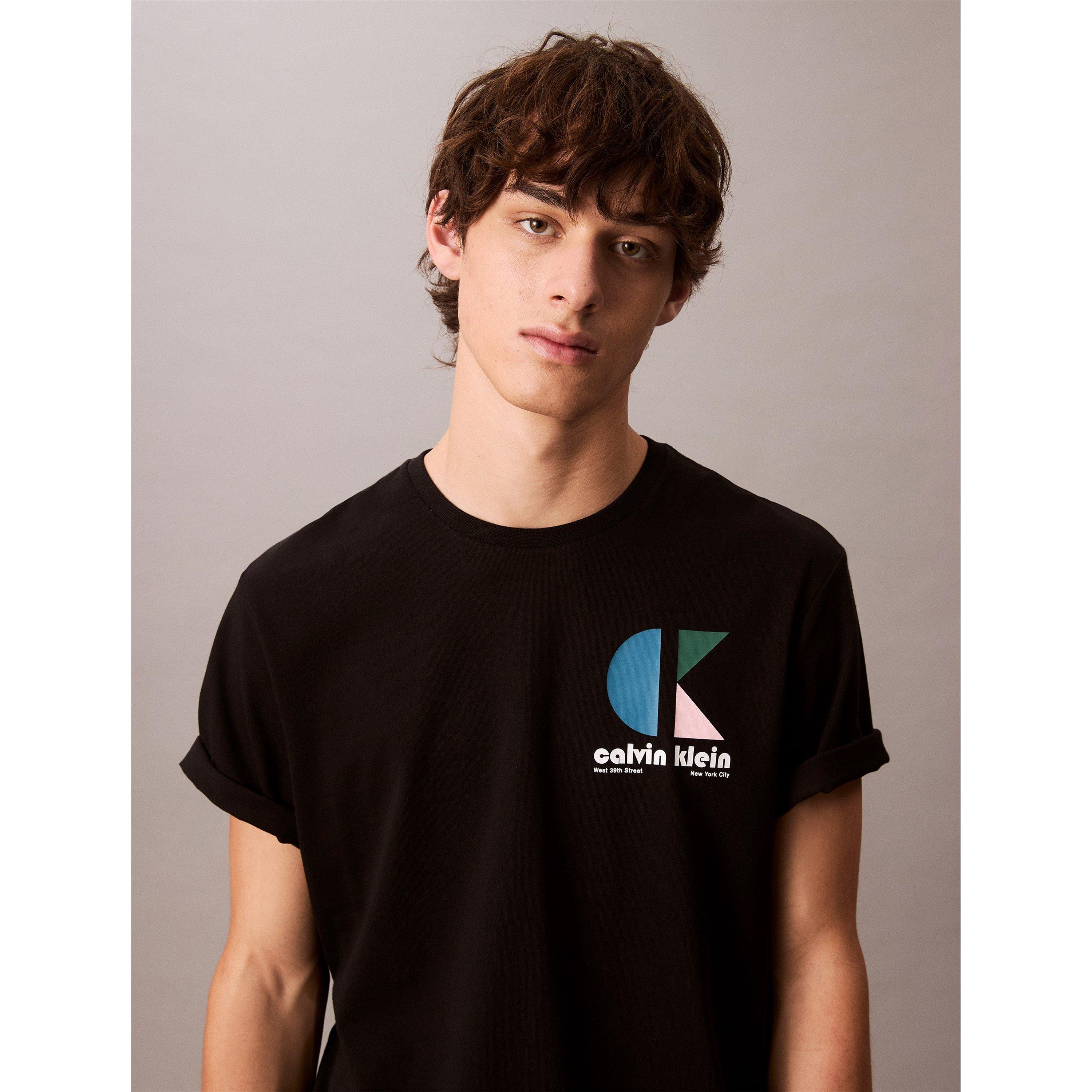 Black - Calvin Klein Jeans - Graphic Logo T-Shirt - 4