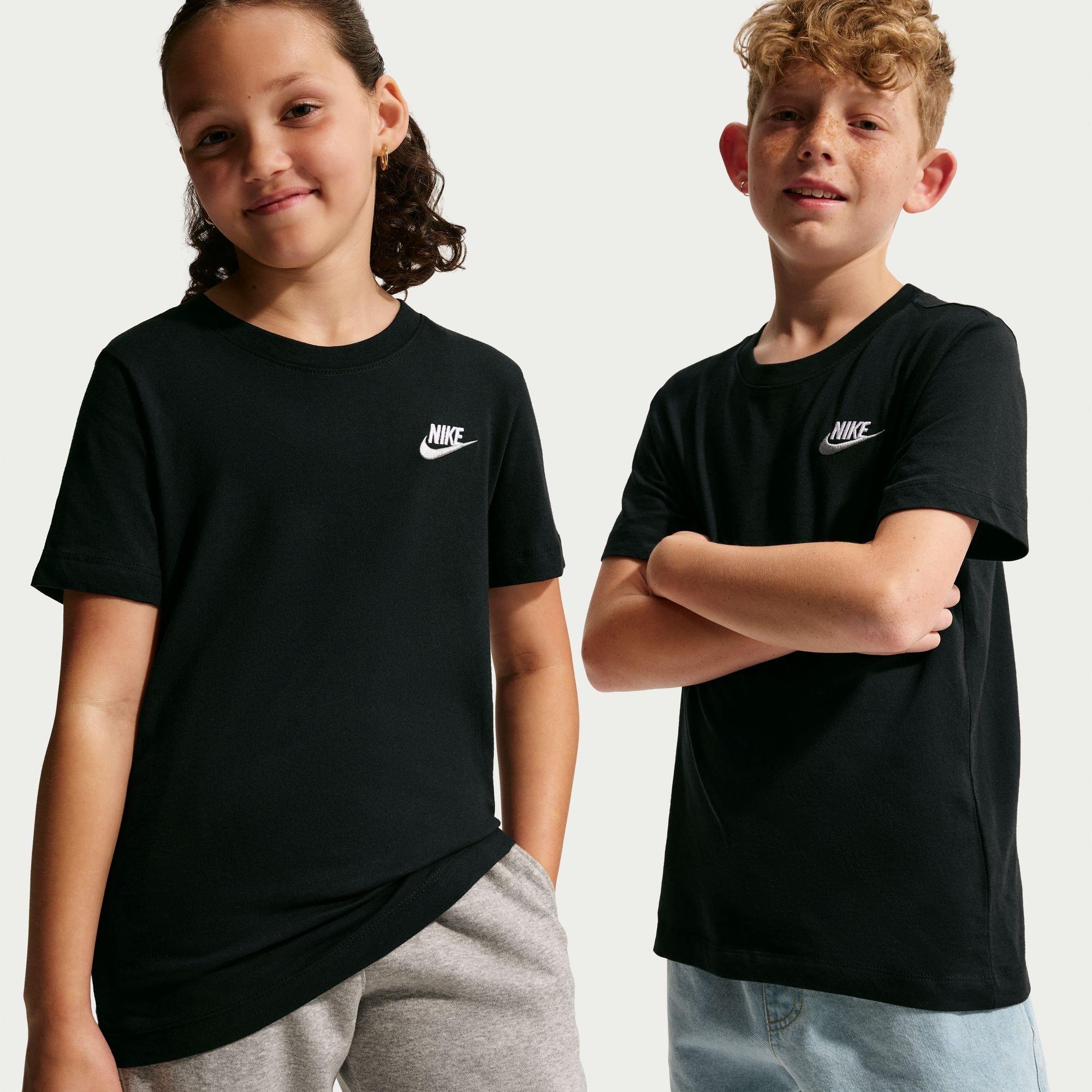 Nike Boys Futura T Shirt Junior - Black/White - 7-8 Yrs