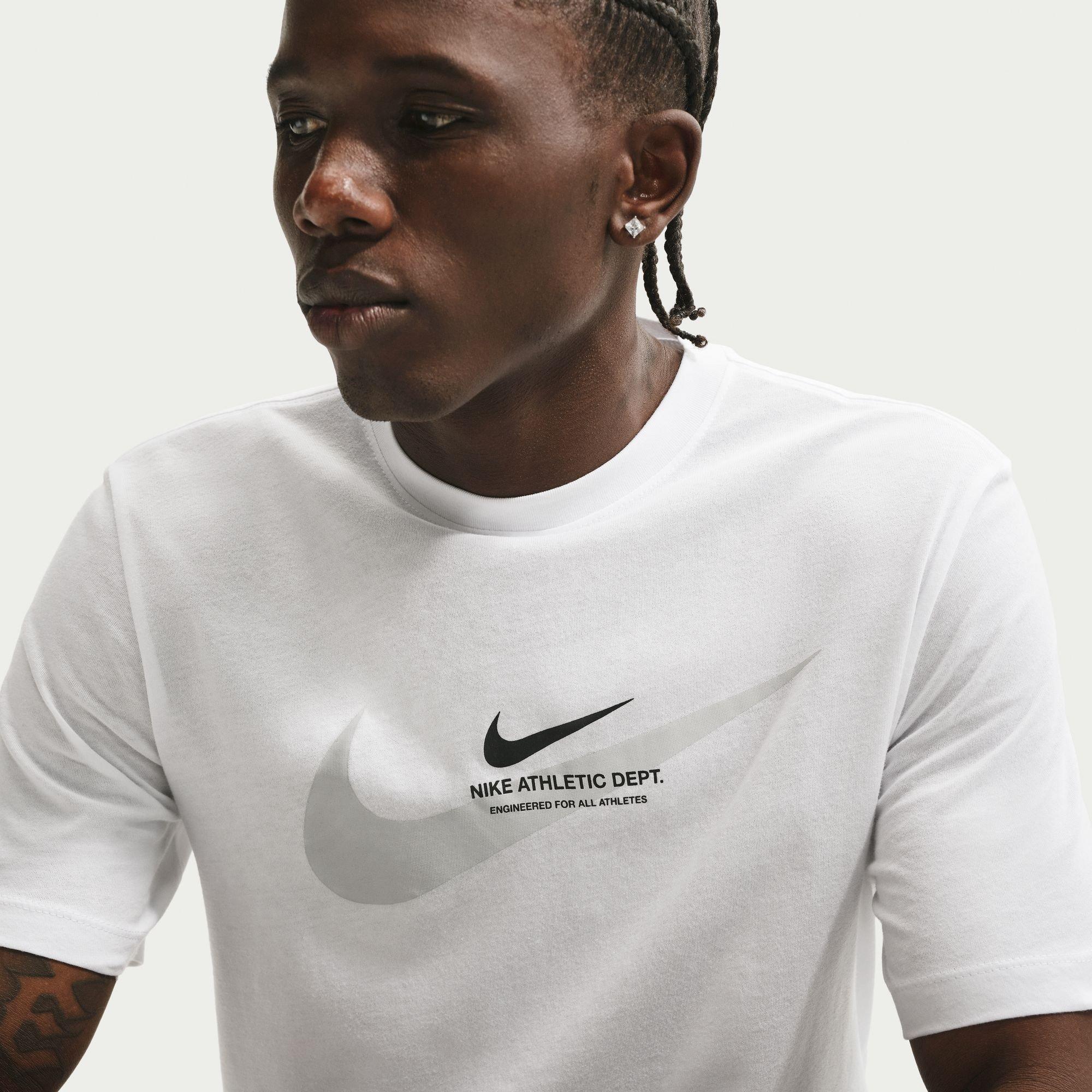 Nike Men's T-Shirt