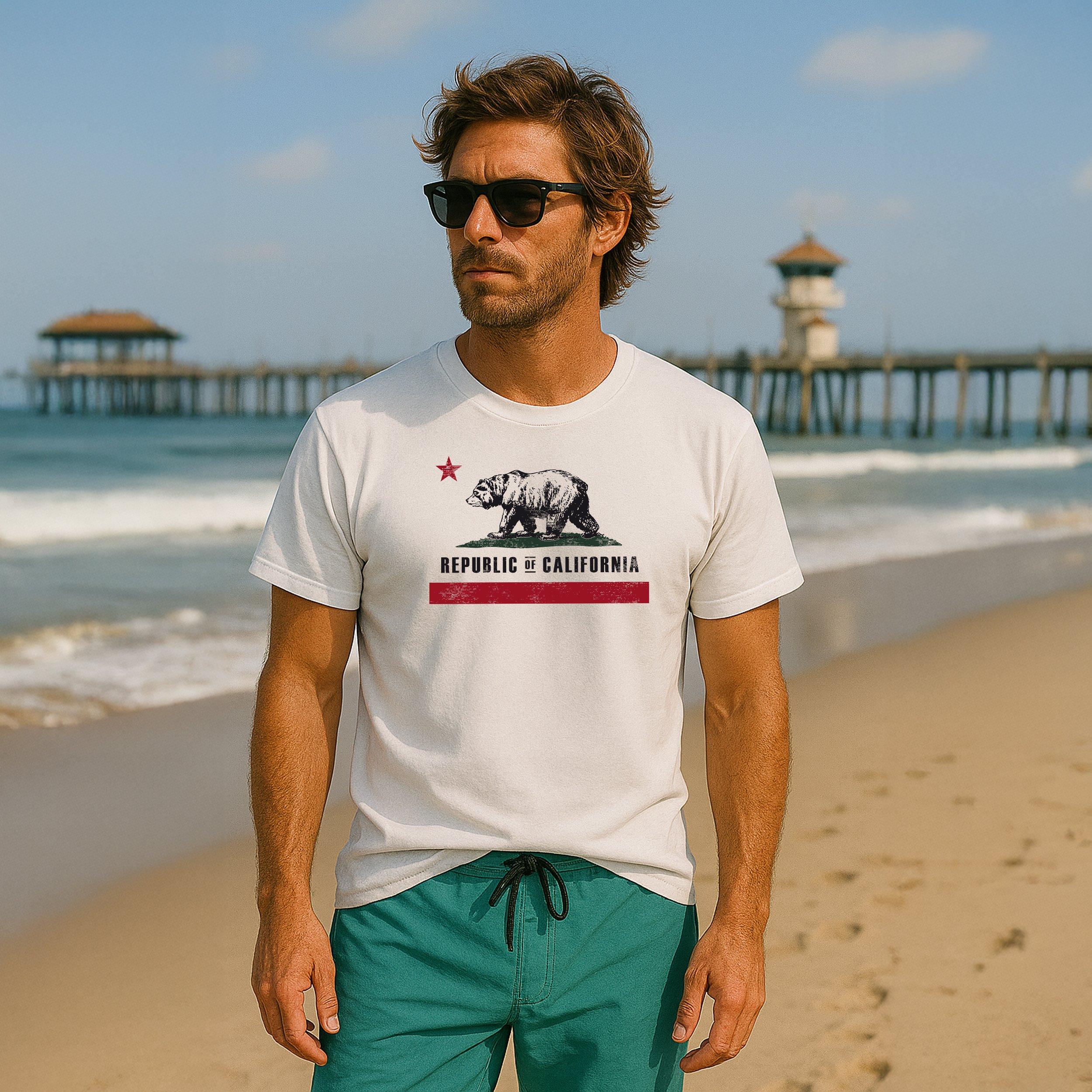 White - Republic of California - Men's Old Flag T-Shirt - 4