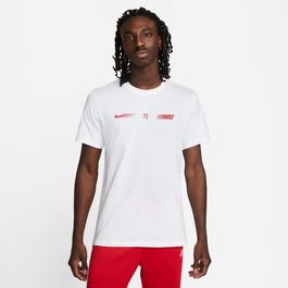 Nike Sportswear Standard Issue T Shirt