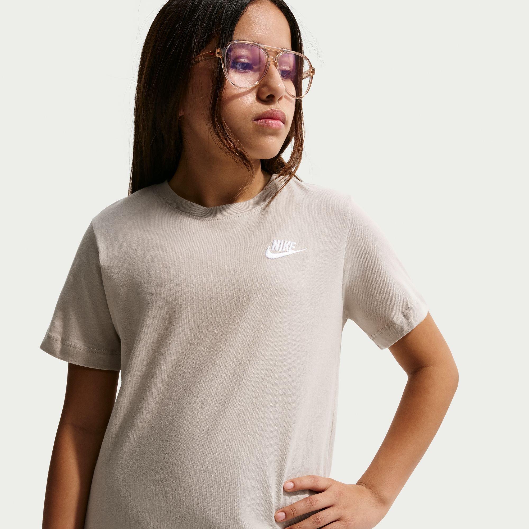 Cream II - Nike - Sportswear Embroidered Futura Juniors T Shirt - 2