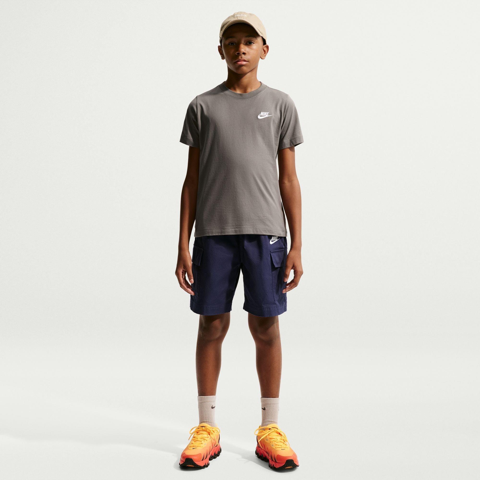 Cave Stone - Nike - Sportswear Embroidered Futura Juniors T Shirt - 4