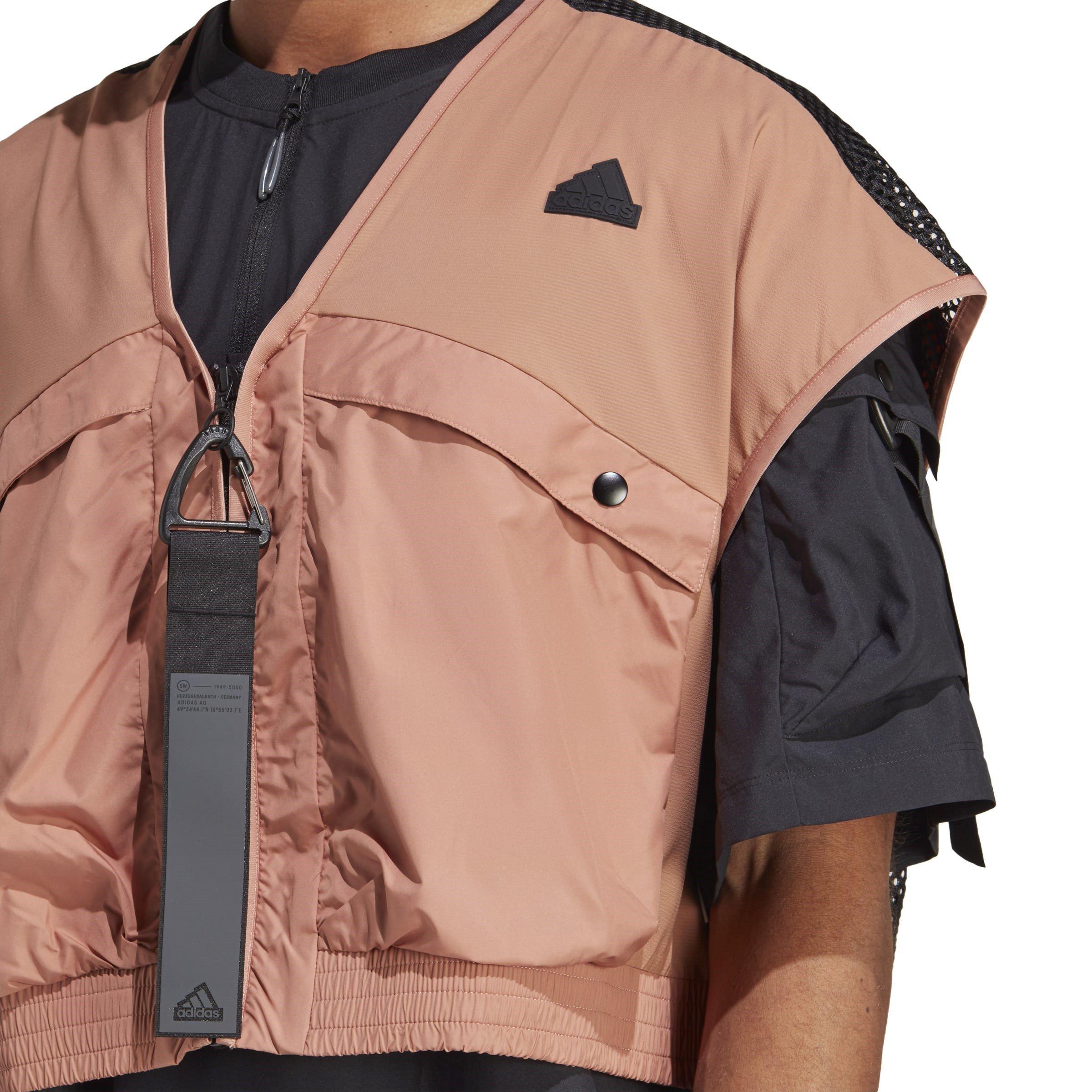 Lehm Schichten - adidas - Adidas City Escape Premium Water Resistant Sleeveless Oversized Fit Softshell Jacket - 5