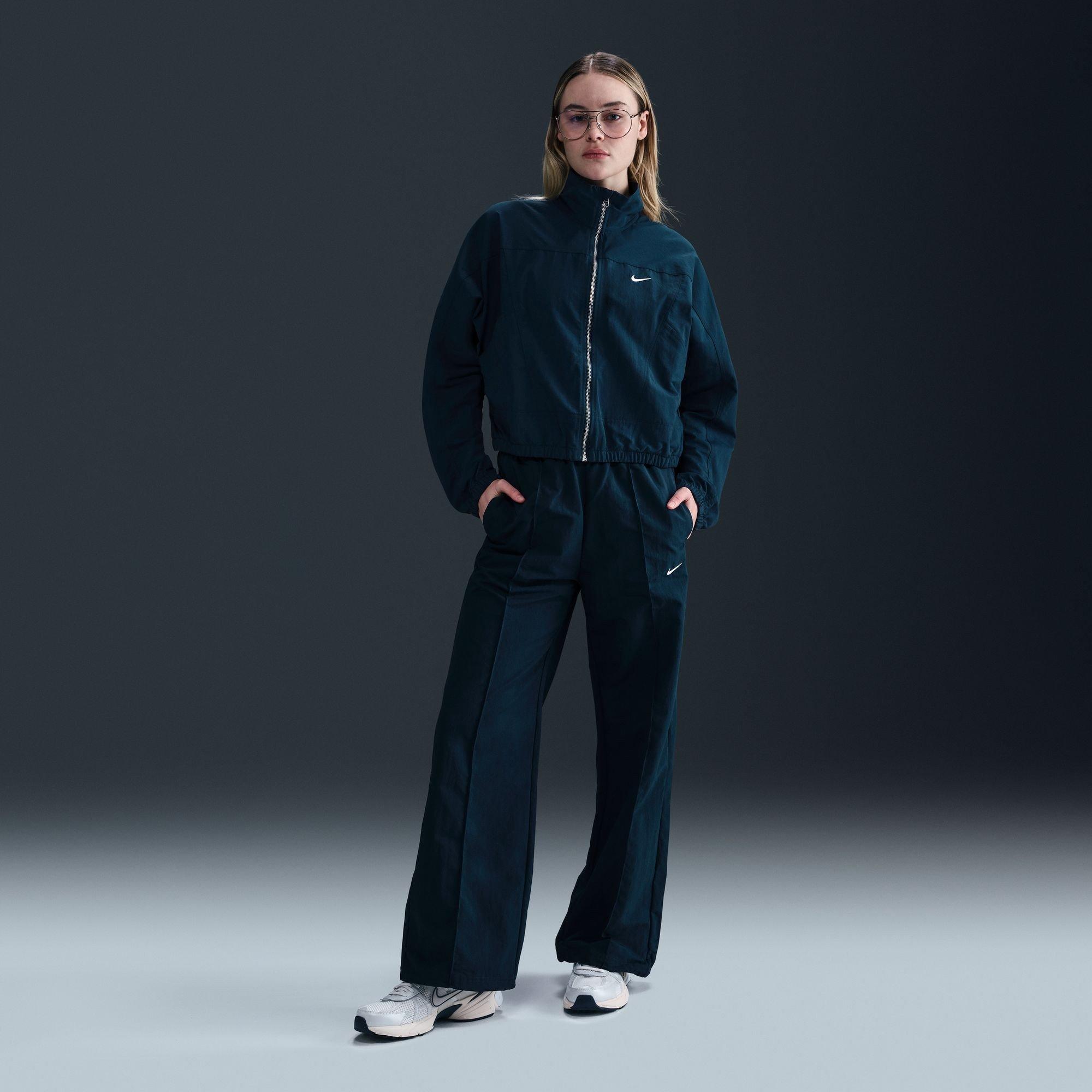 Armory Navy/Whi - Nike - Nike W Nsw Evrthng W Ld99 - 7