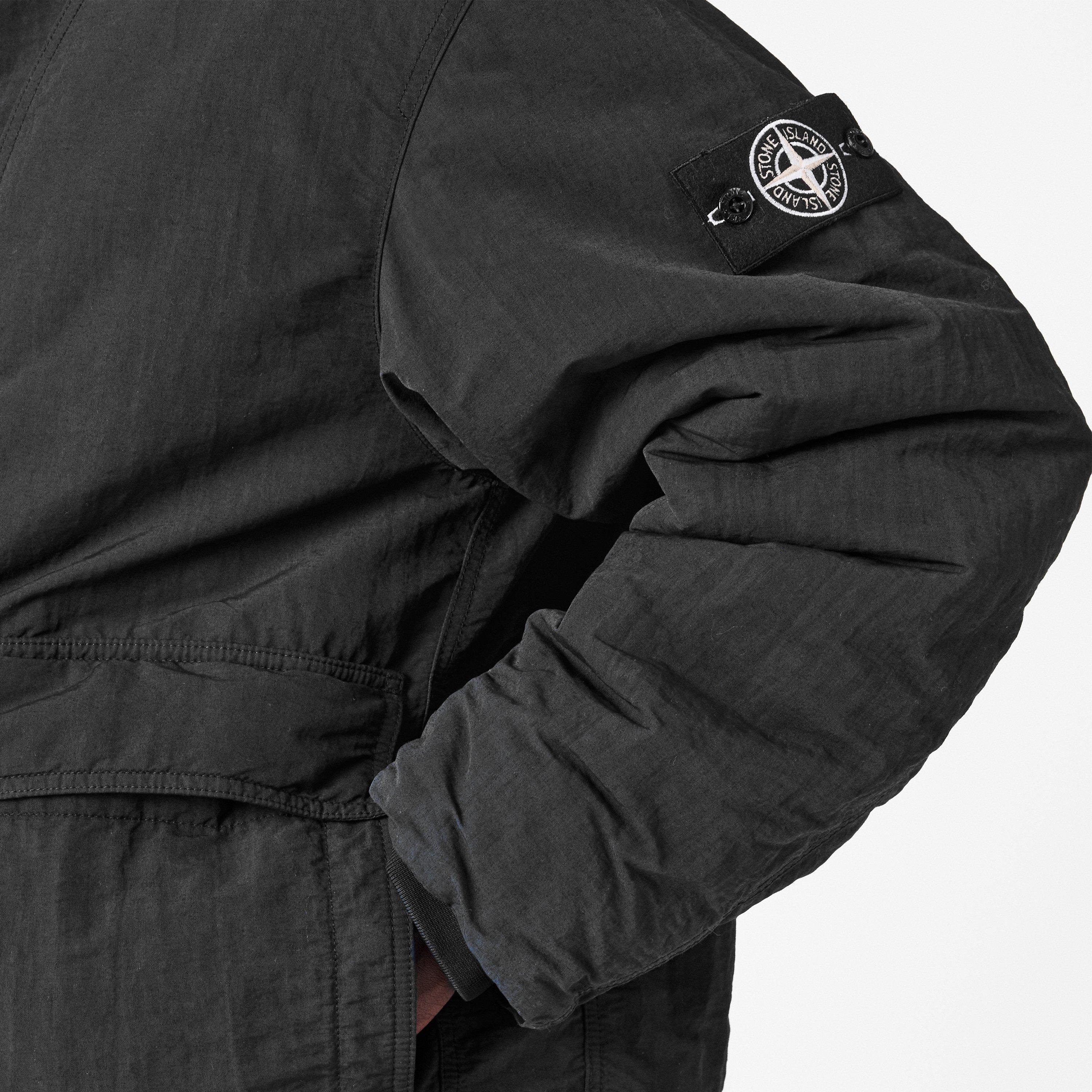 Nero V0029 - Stone Island - Men's  Technical Weather Protection Parka - 5