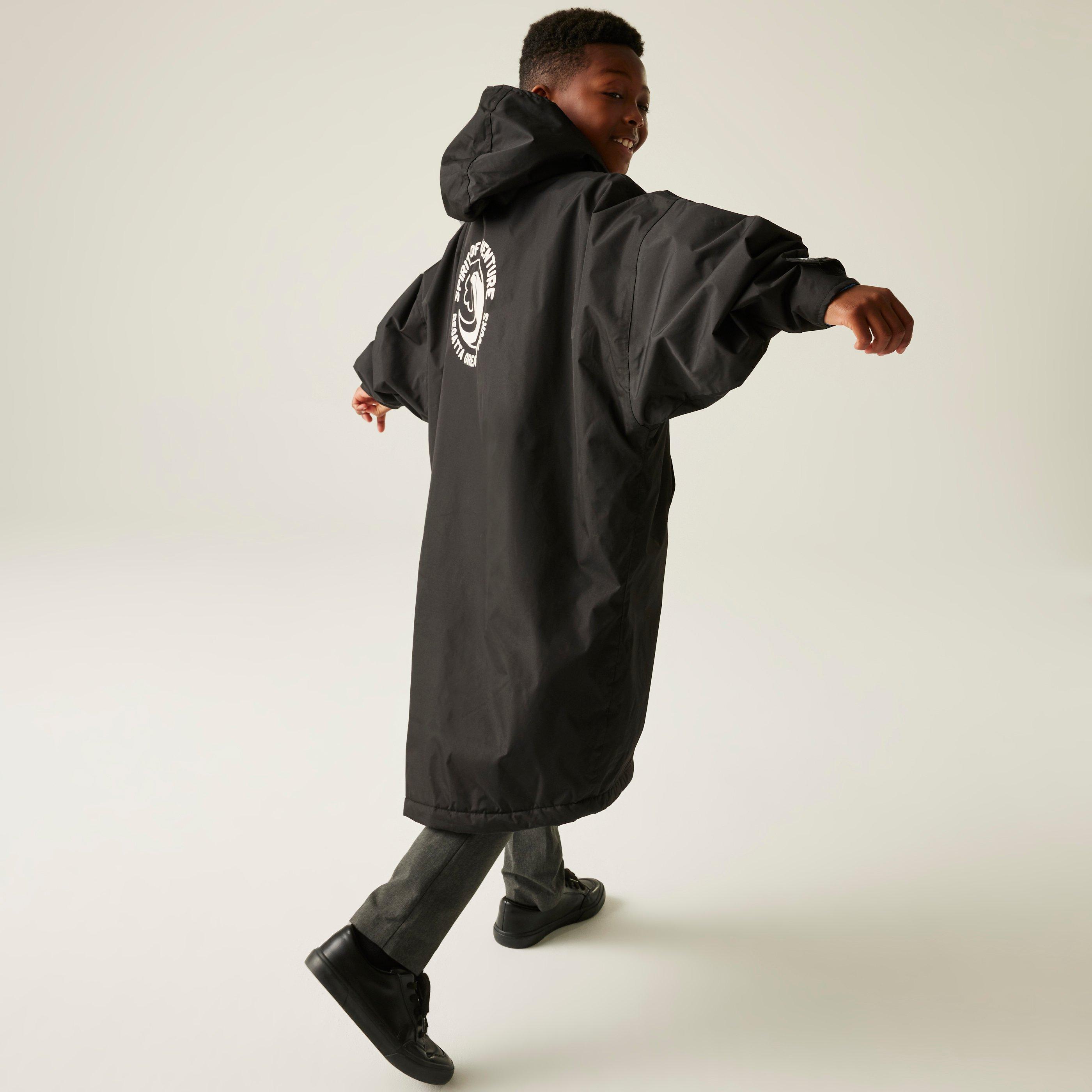 Zwart(OxfBl) - Regatta - Kids' Fleece Lined Oversized Fit Waterproof Robe - 4