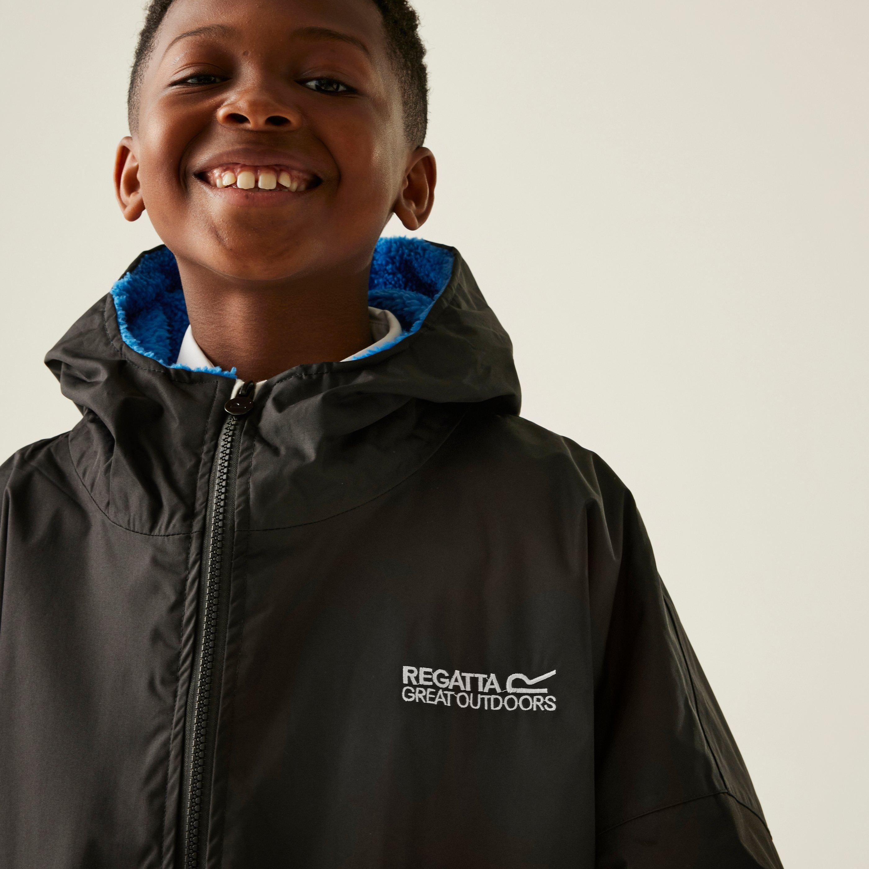 Zwart(OxfBl) - Regatta - Kids' Fleece Lined Oversized Fit Waterproof Robe - 7