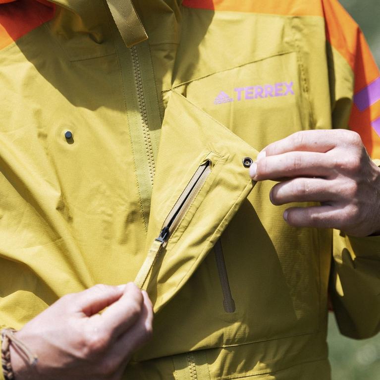 Pouls Olive - adidas - Terrex Xploric RAIN.RDY Hiking Jacket Mens - 10