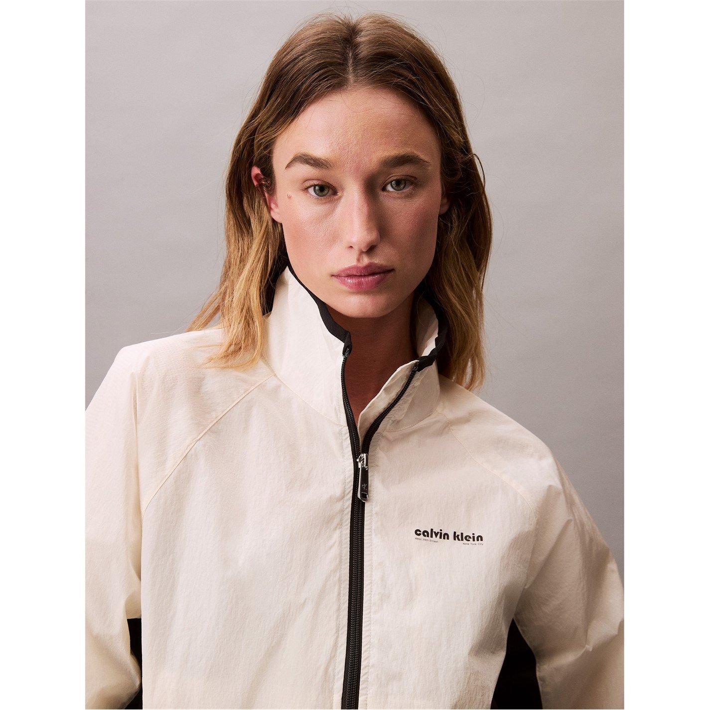 Tofu - Calvin Klein Jeans - Retro Track Funnel Neck Long Sleeve Windbreaker - 3