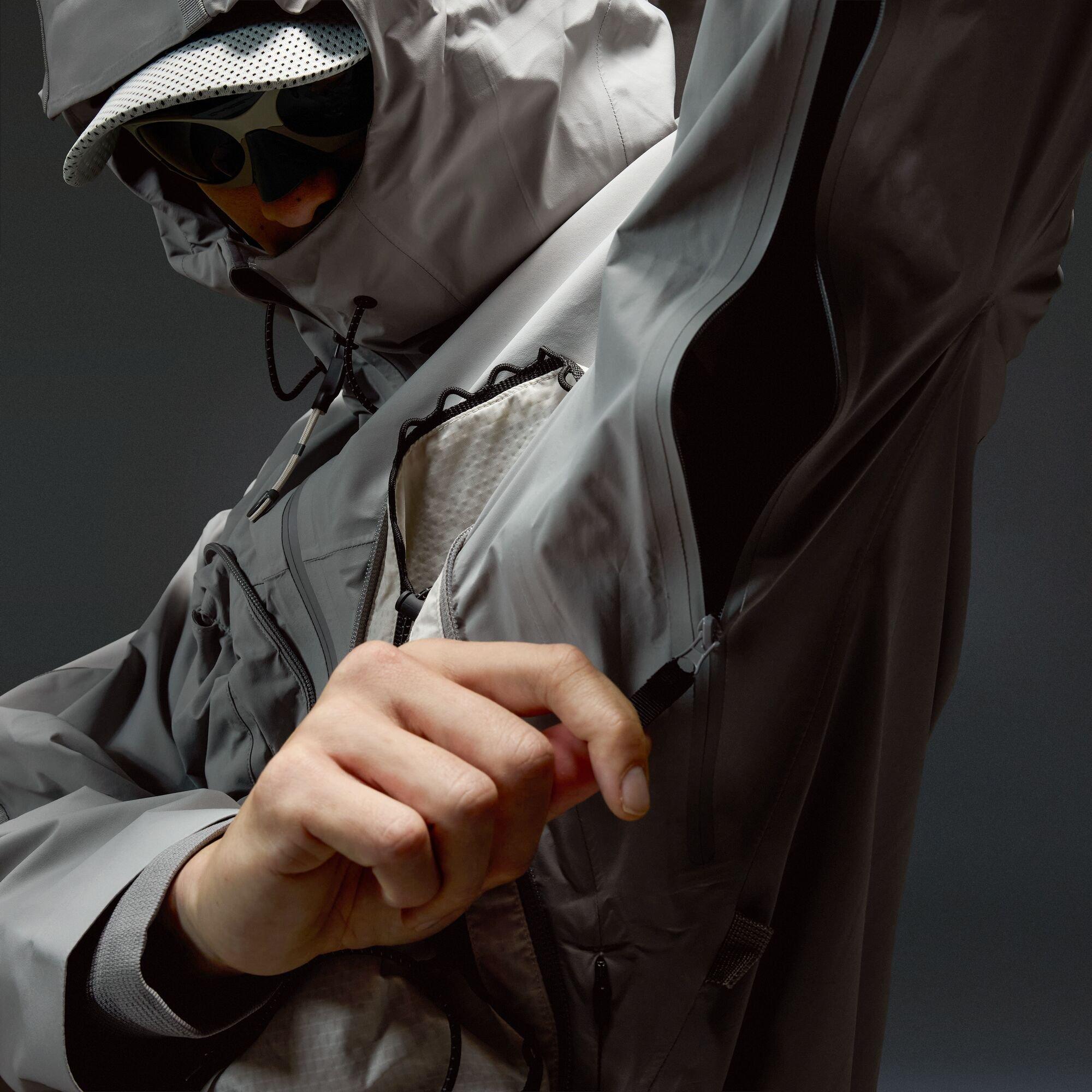 Cement - Oakley - Latitude Sling Jacket - 7