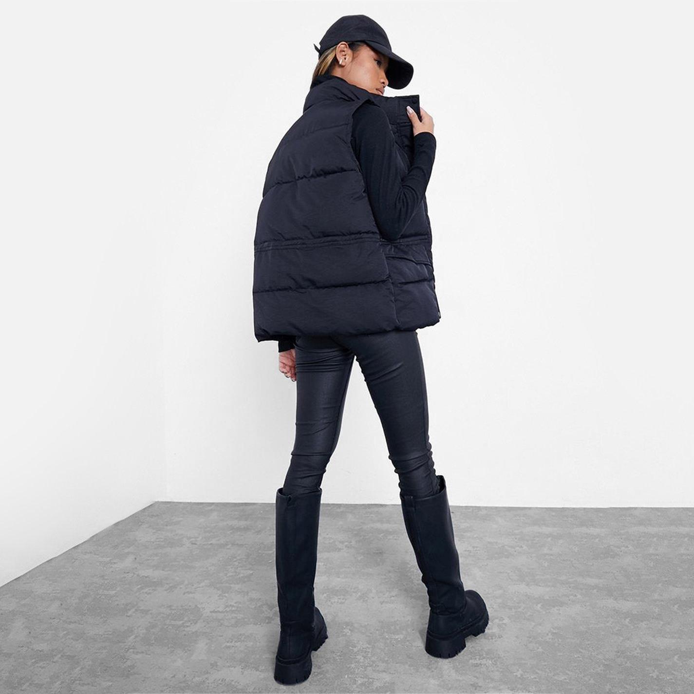 Schwarz - I Saw It First - I Padded Gilet - 3