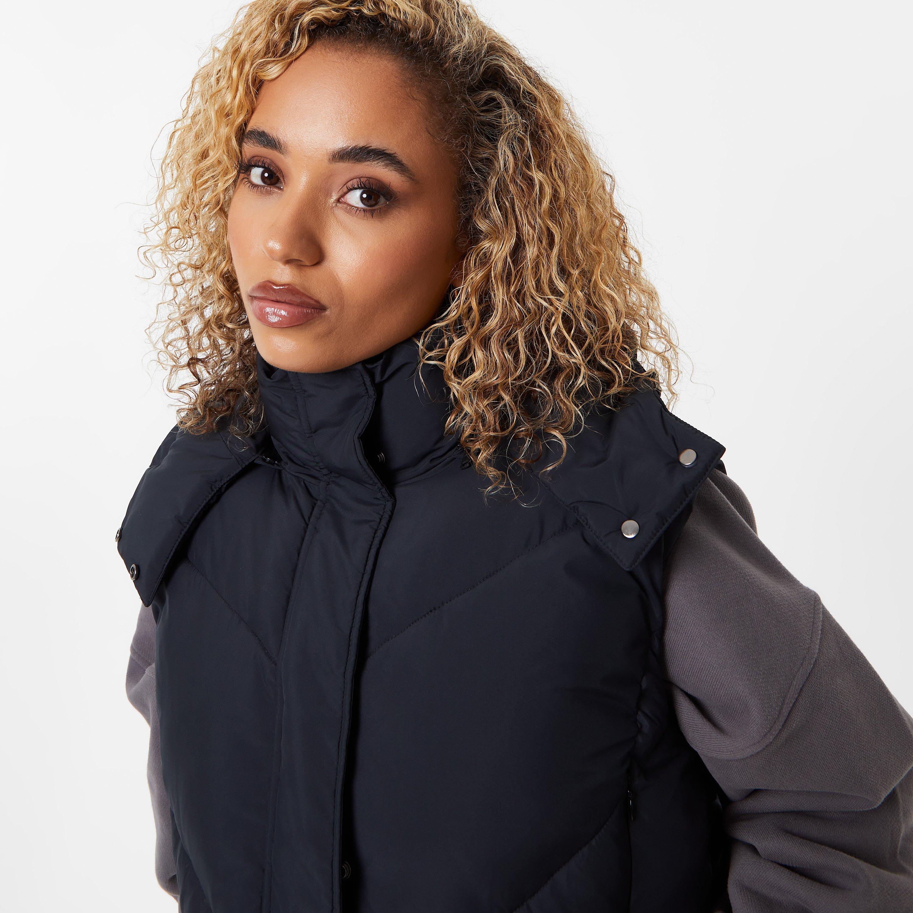 Black - Jack Wills - Ritcher Detachable Hood Cropped Quilted Sleeveless Gilet - 3