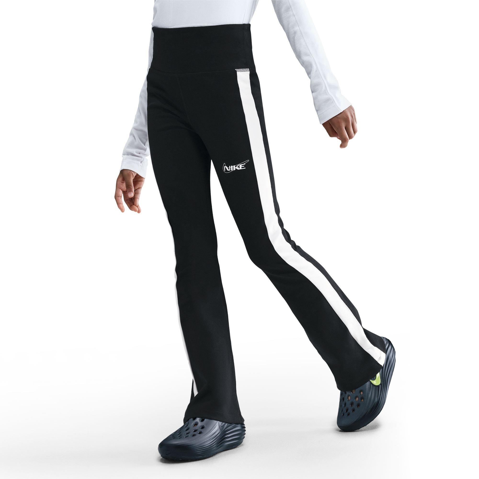 Black/Black/Whi - Nike - Nike G Nsw Clssc Tgh Jn99 - 1