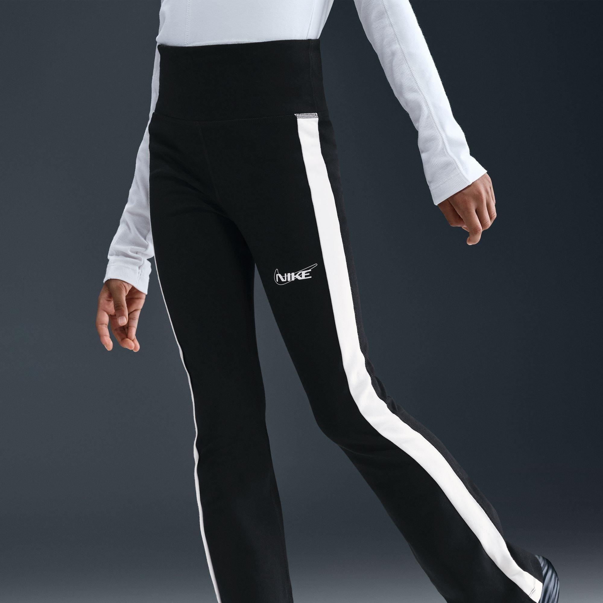 Black/Black/Whi - Nike - Nike G Nsw Clssc Tgh Jn99 - 6
