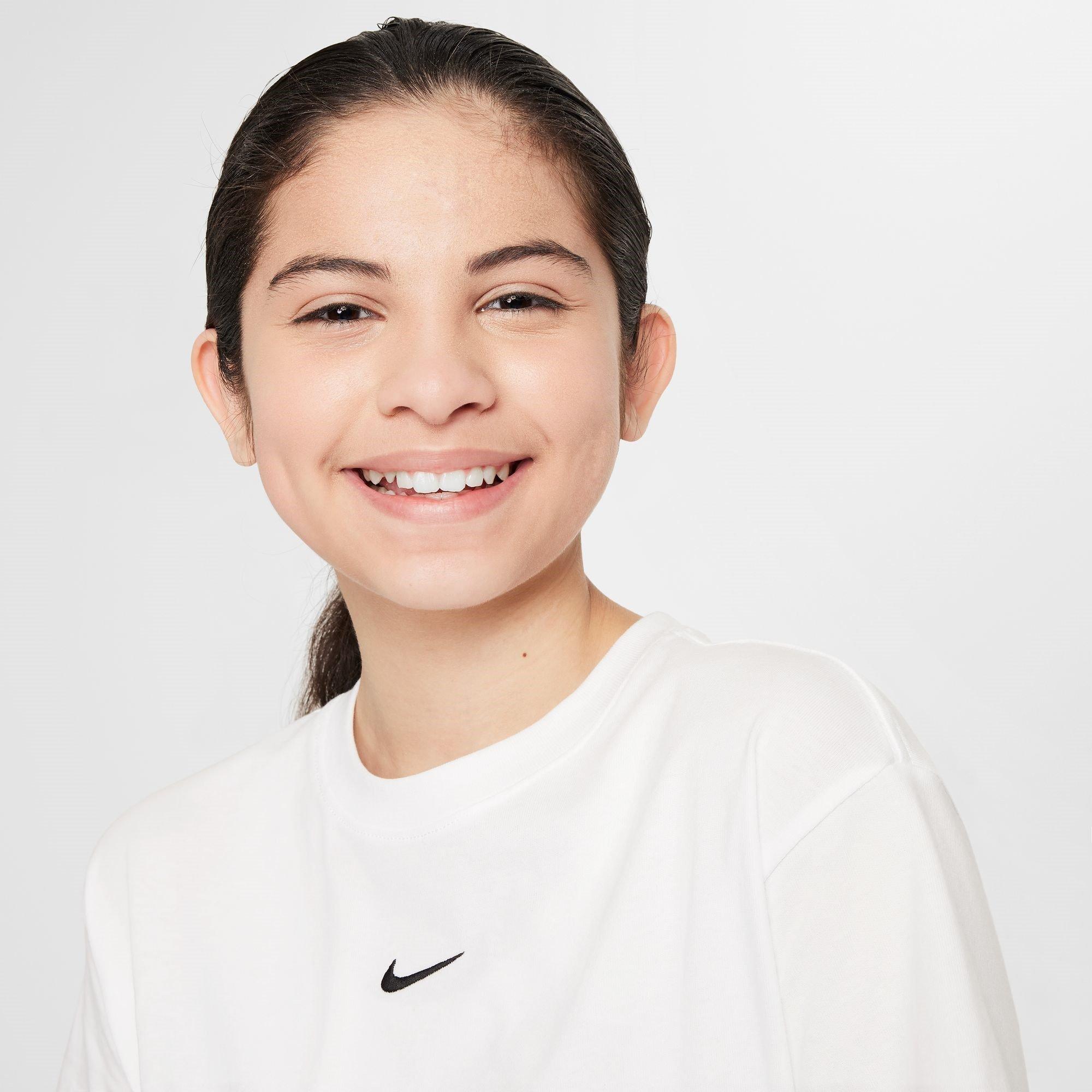 White - Nike - Sportswear Essential Junior Girls Boxy T-Shirt - 3