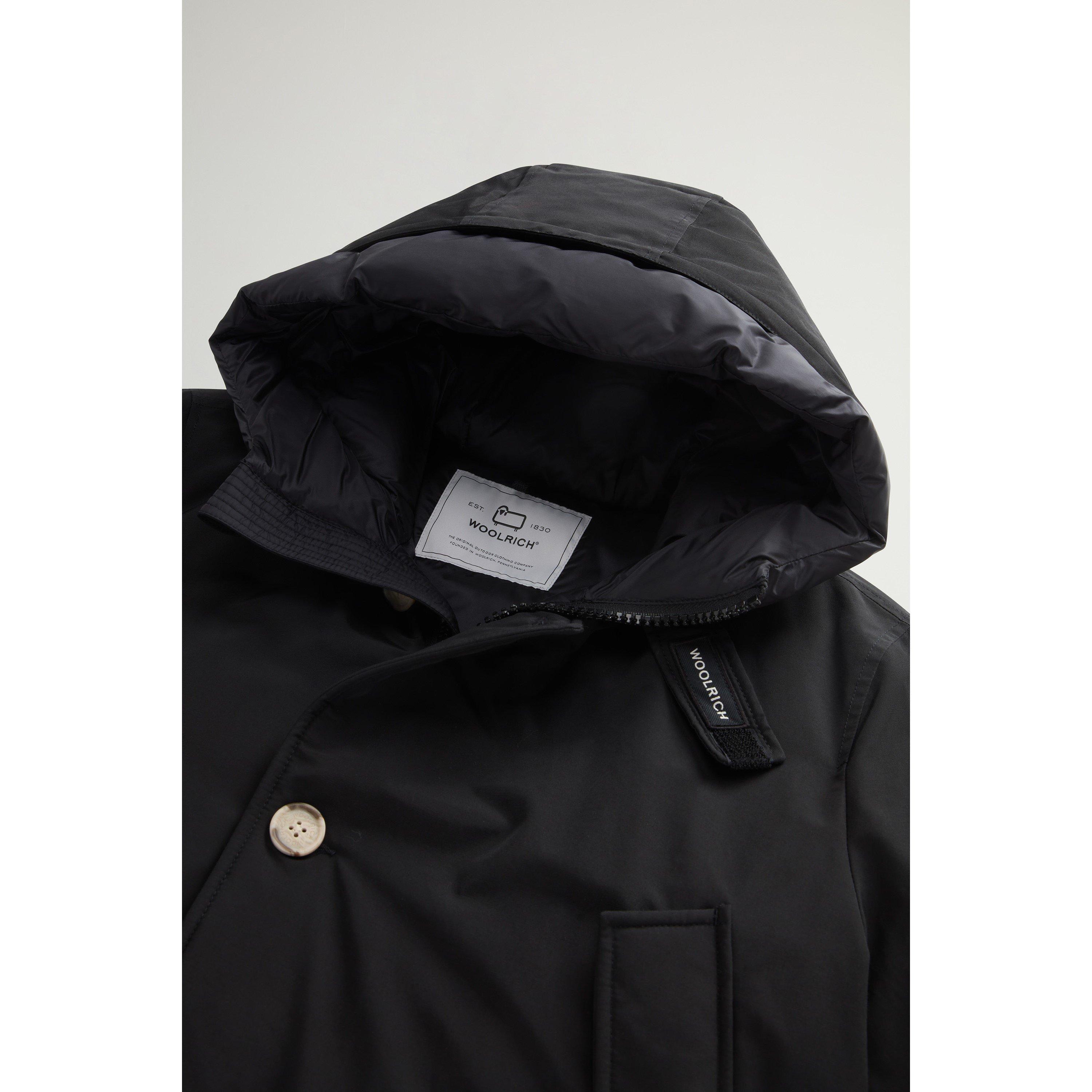 Black BLK - Woolrich - Men's Arctic Classic Water Resistant Duck Down Parka - 5