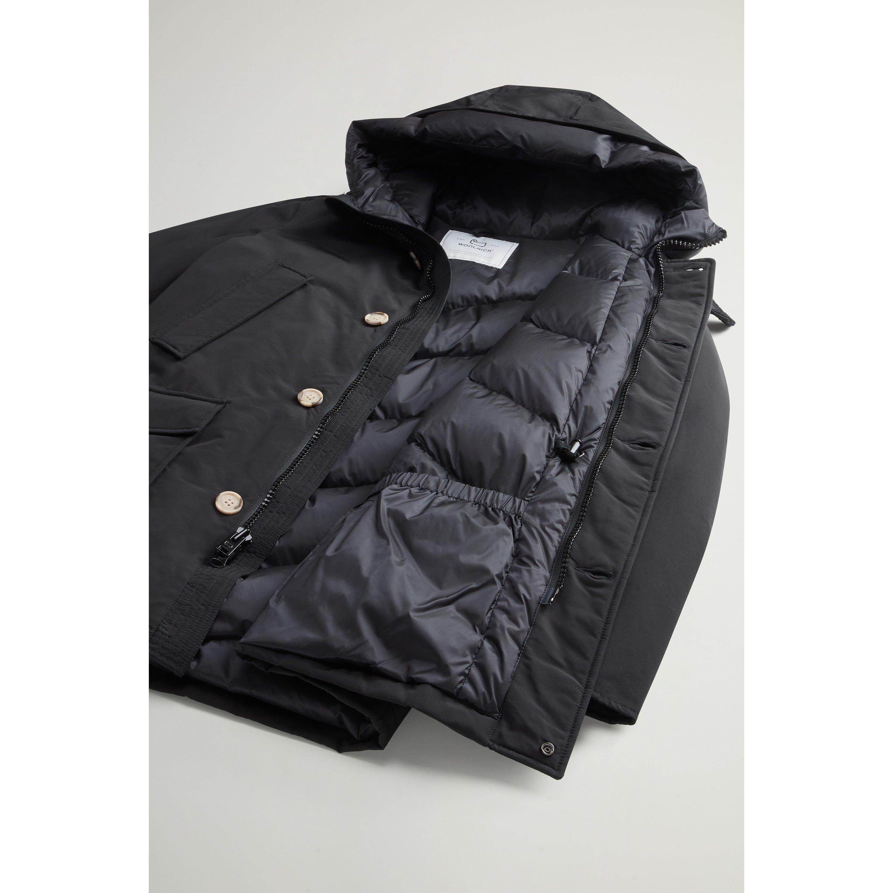 Black BLK - Woolrich - Men's Arctic Classic Water Resistant Duck Down Parka - 7