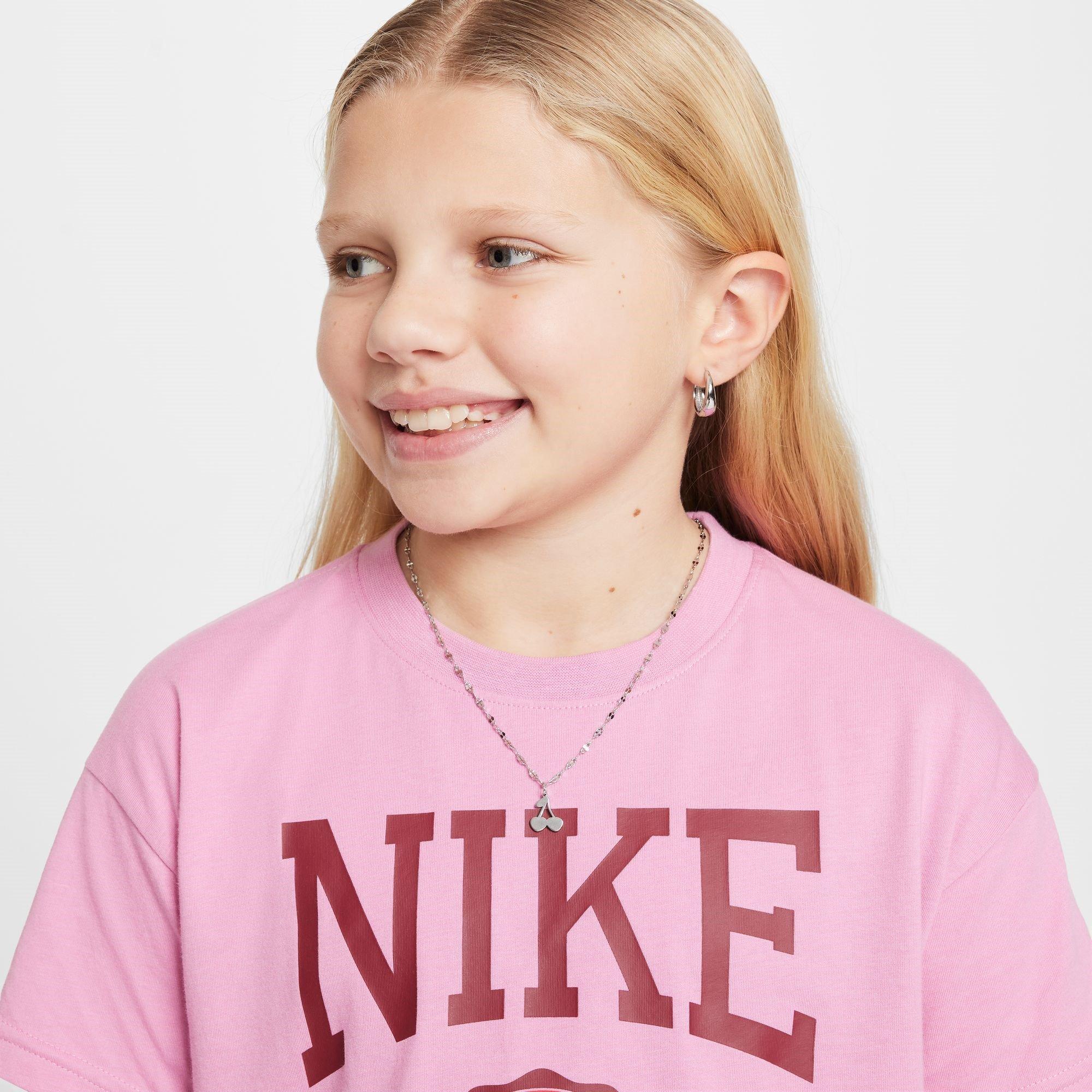 Magic Flamingo - Nike - Sportswear Graphic Junior Girls T-Shirt - 3